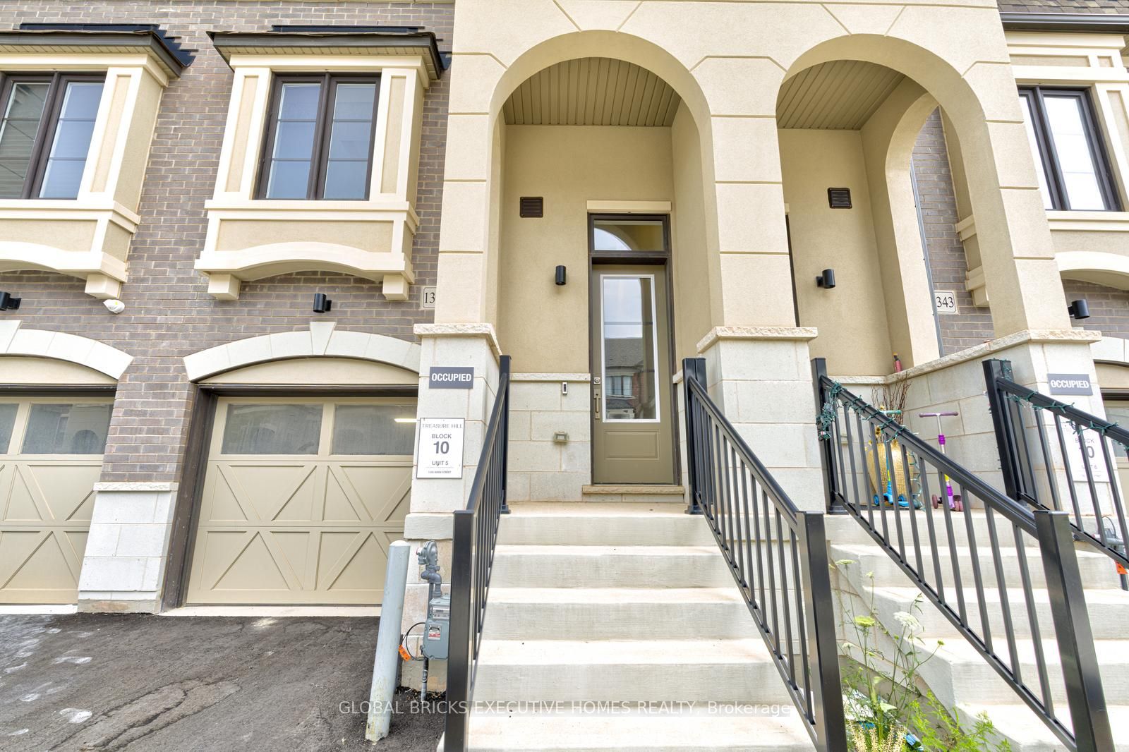 1345 Kaniv Street, Oakville, ON L6M 5R3 photo 4