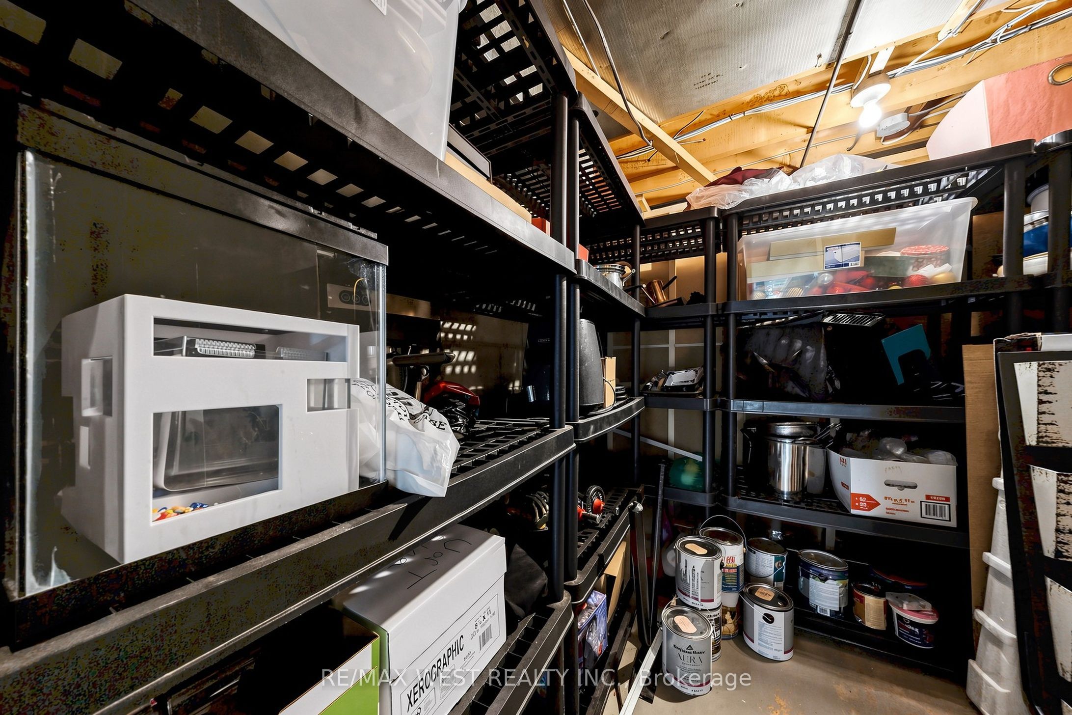 32 Allonsius Drive, Toronto, ON M9C 3N5