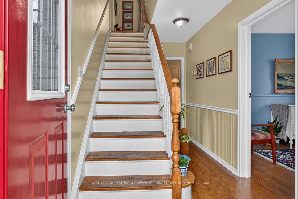 487 Wildwood Drive, Oakville, ON L6K 1V1 photo 3