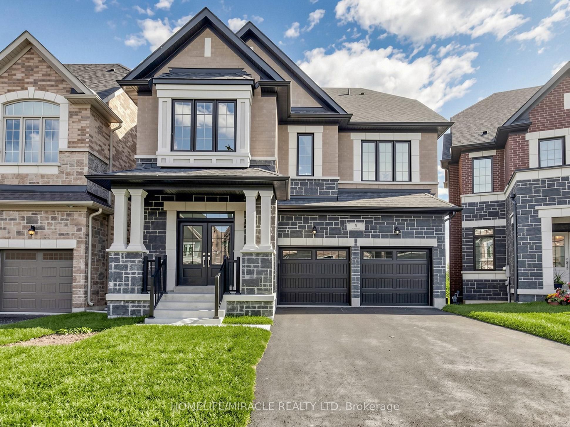 8 Ralston Court, Brampton, ON L6X 5S9