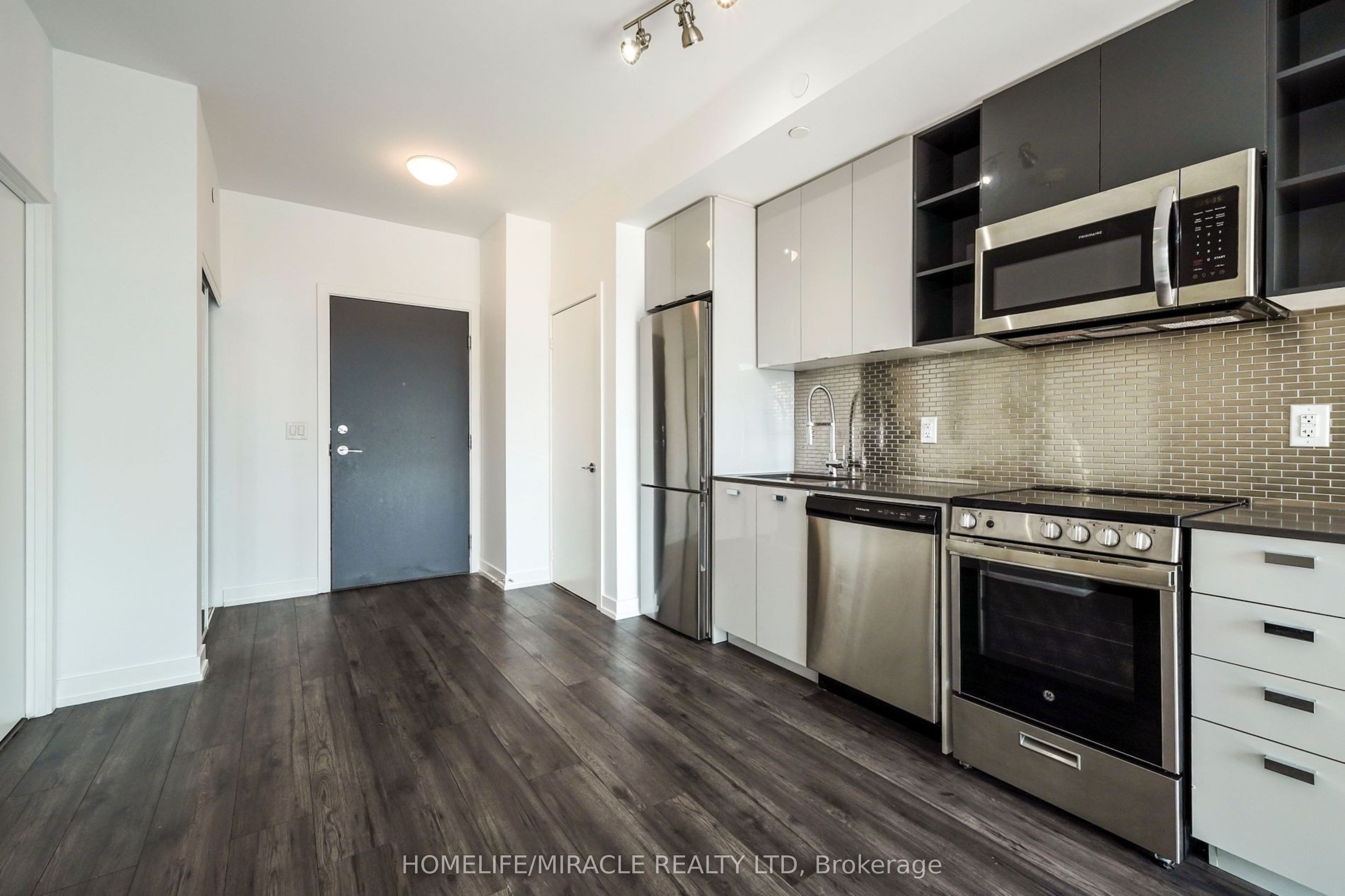 10 De Boers Drive 603, Toronto, ON M3N 0L6 photo 5