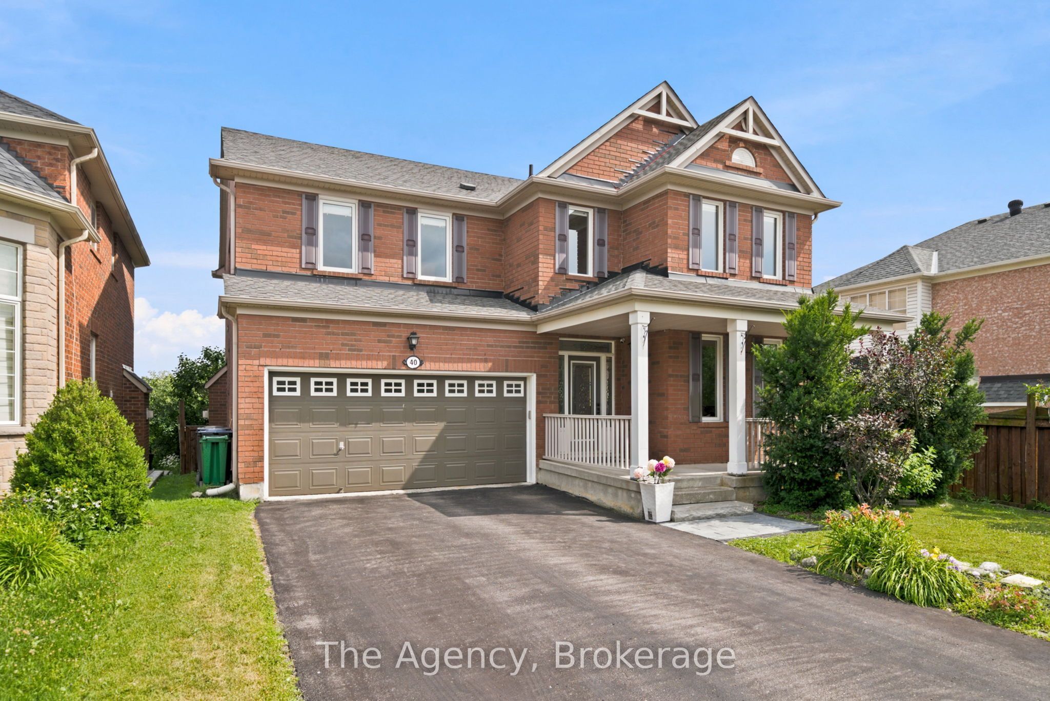 40 Catchfly Crescent, Brampton, ON L6P 2H9 photo 3