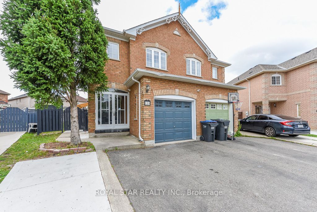 118 Tiller Trail, Brampton, ON L6X 4S8 photo 2