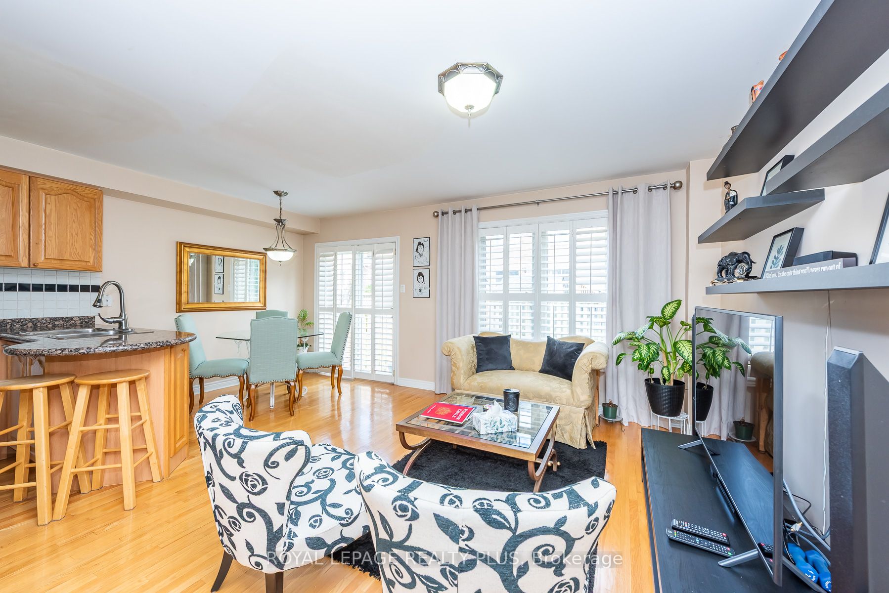 6943 Buttle Station Place, Mississauga, ON L5W 1B8 photo 5