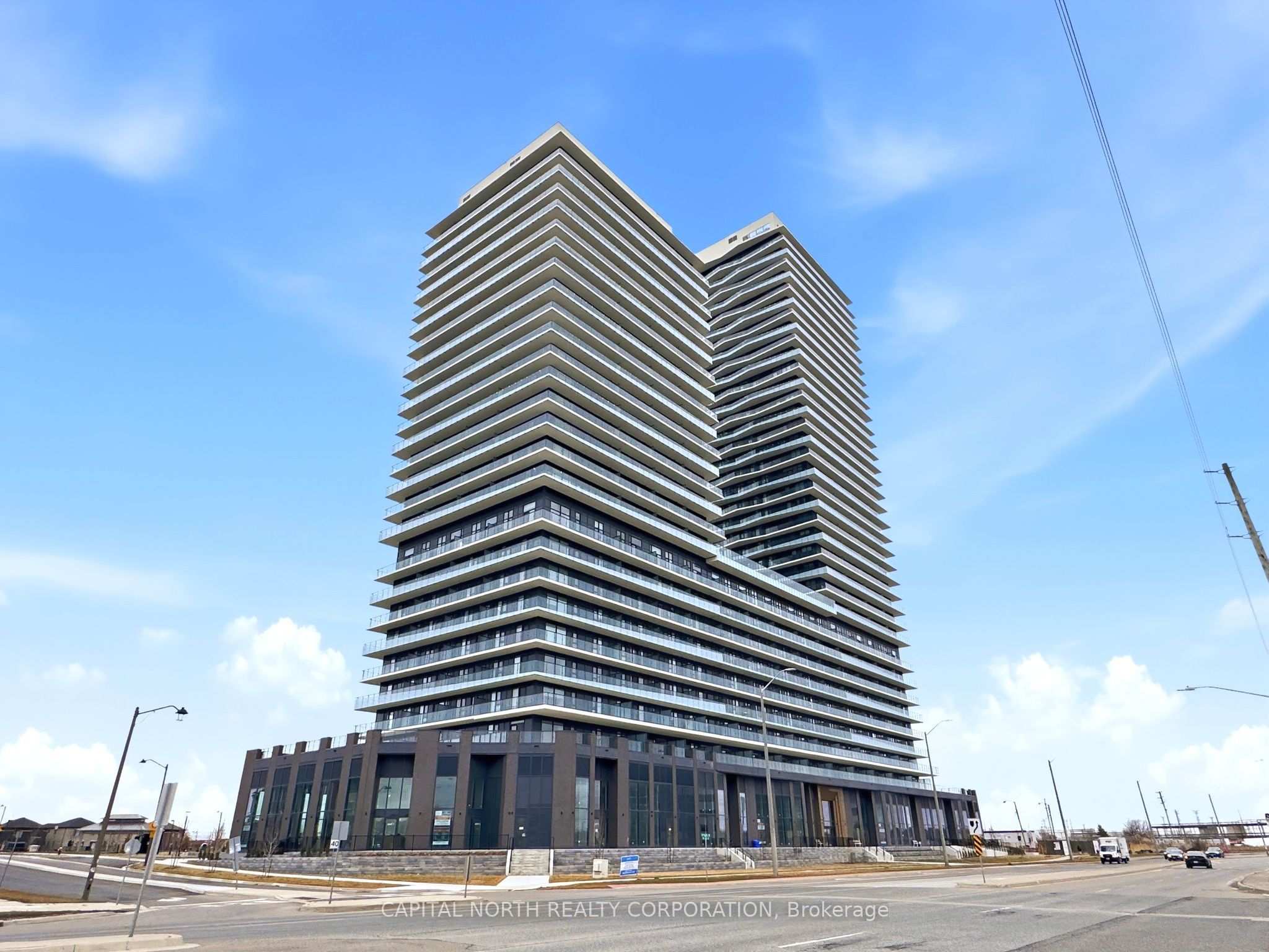 15 Skyridge Drive 1808, Brampton, ON L6P 4S3
