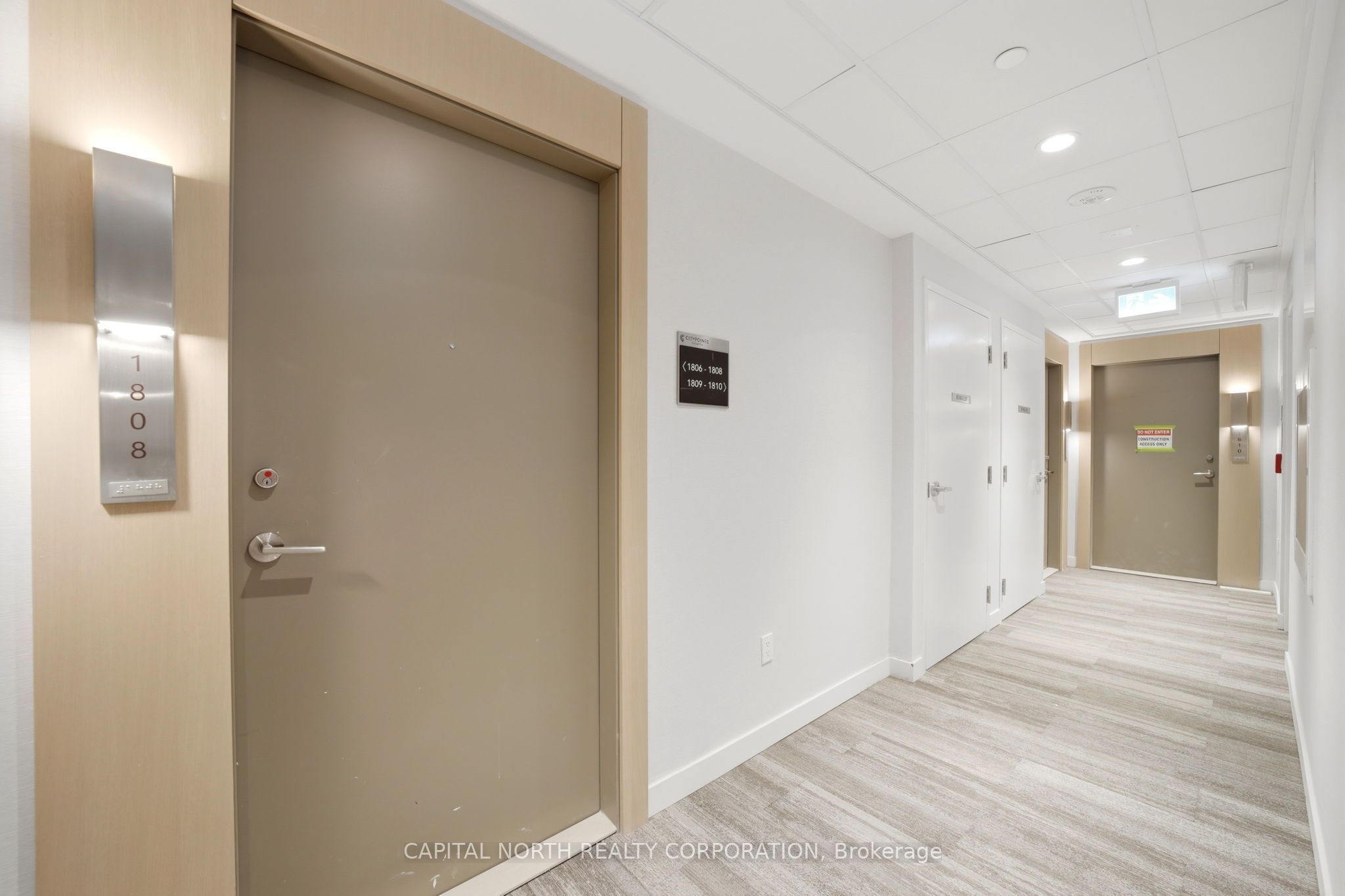 15 Skyridge Drive 1808, Brampton, ON L6P 4S3 photo 2