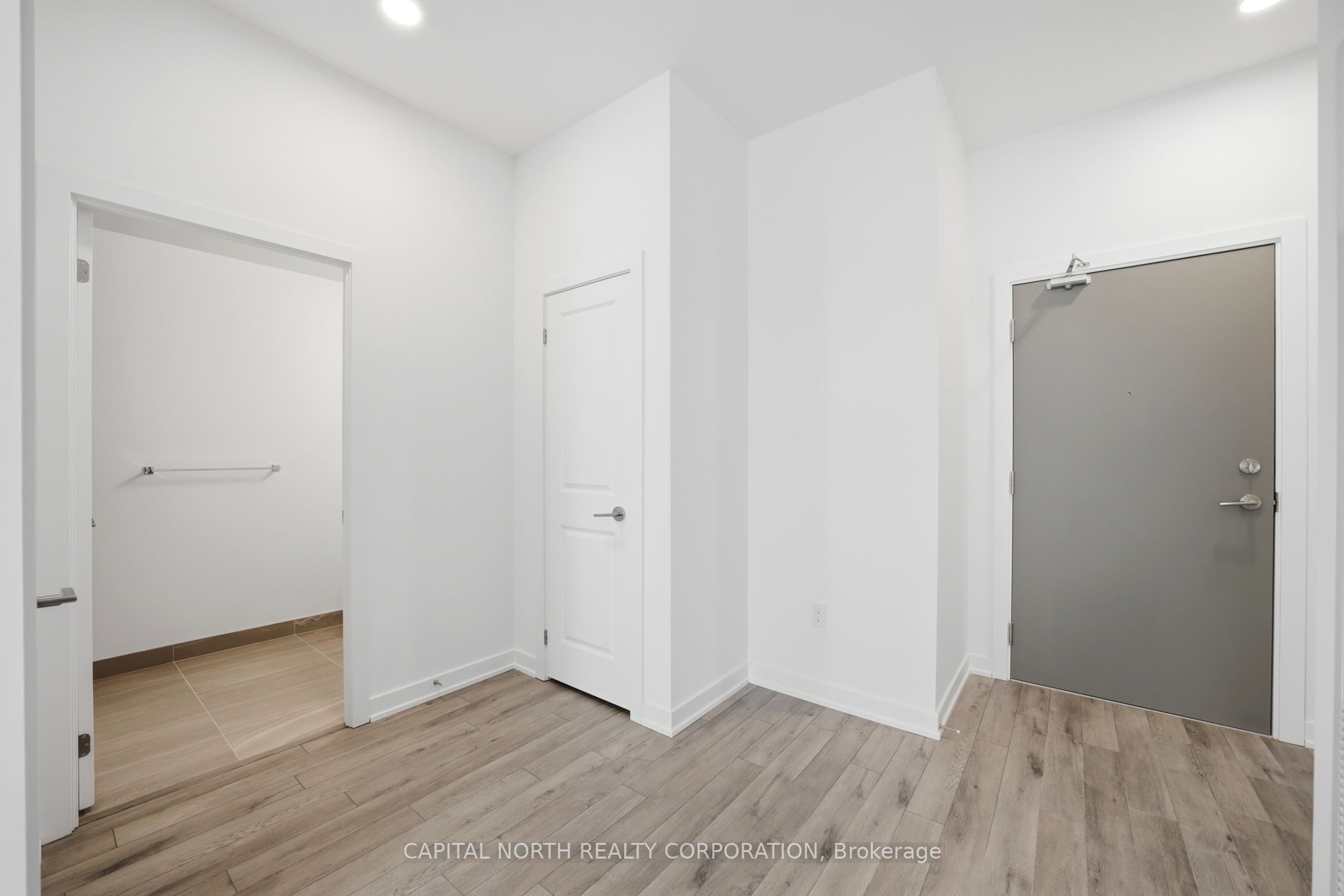 15 Skyridge Drive 1808, Brampton, ON L6P 4S3 photo 3