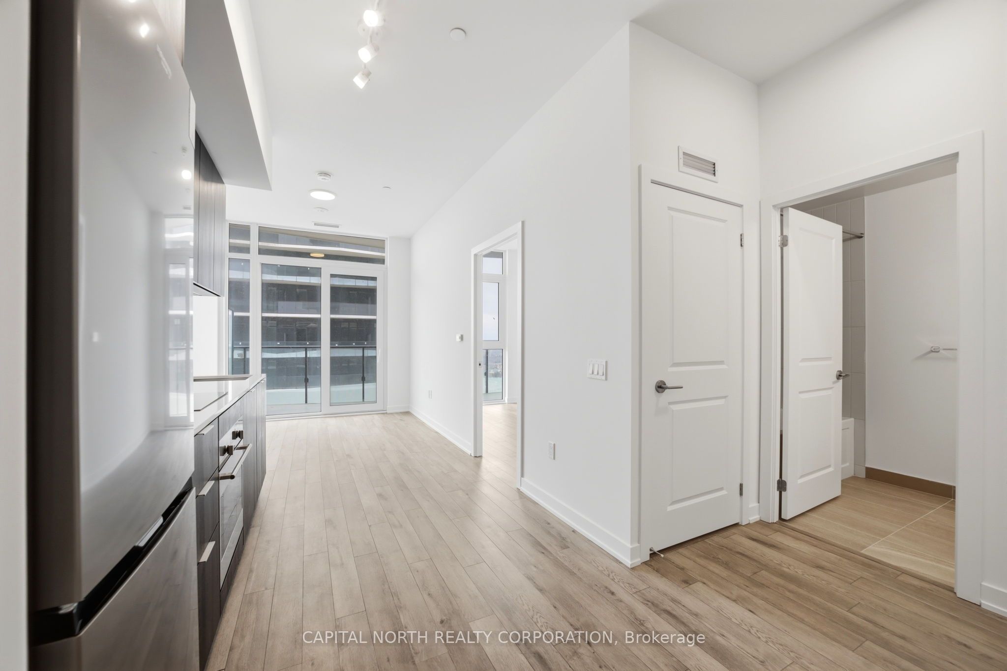 15 Skyridge Drive 1808, Brampton, ON L6P 4S3 photo 4