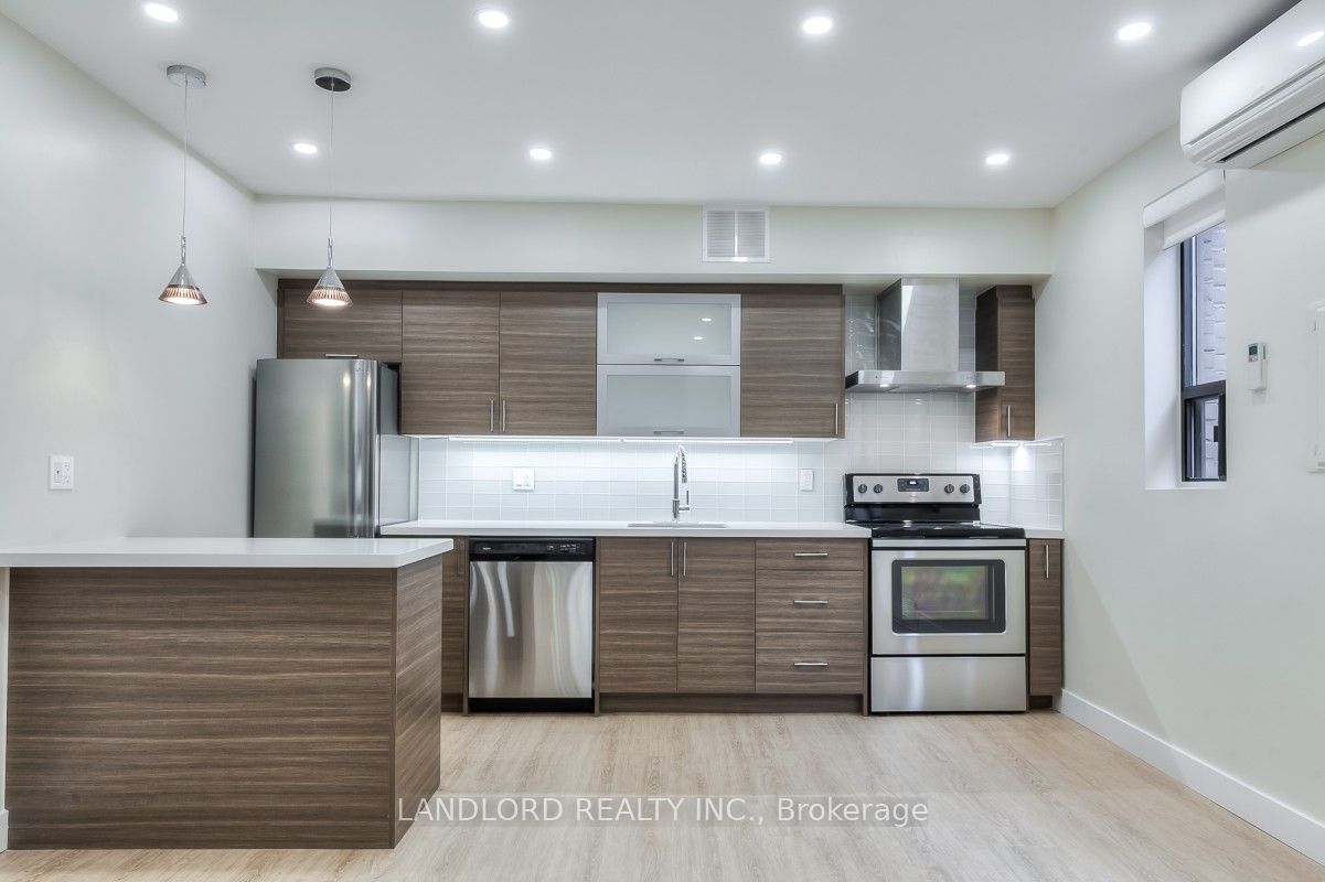 240 Durie Street 305, Toronto, ON M6S 3G1 photo 5
