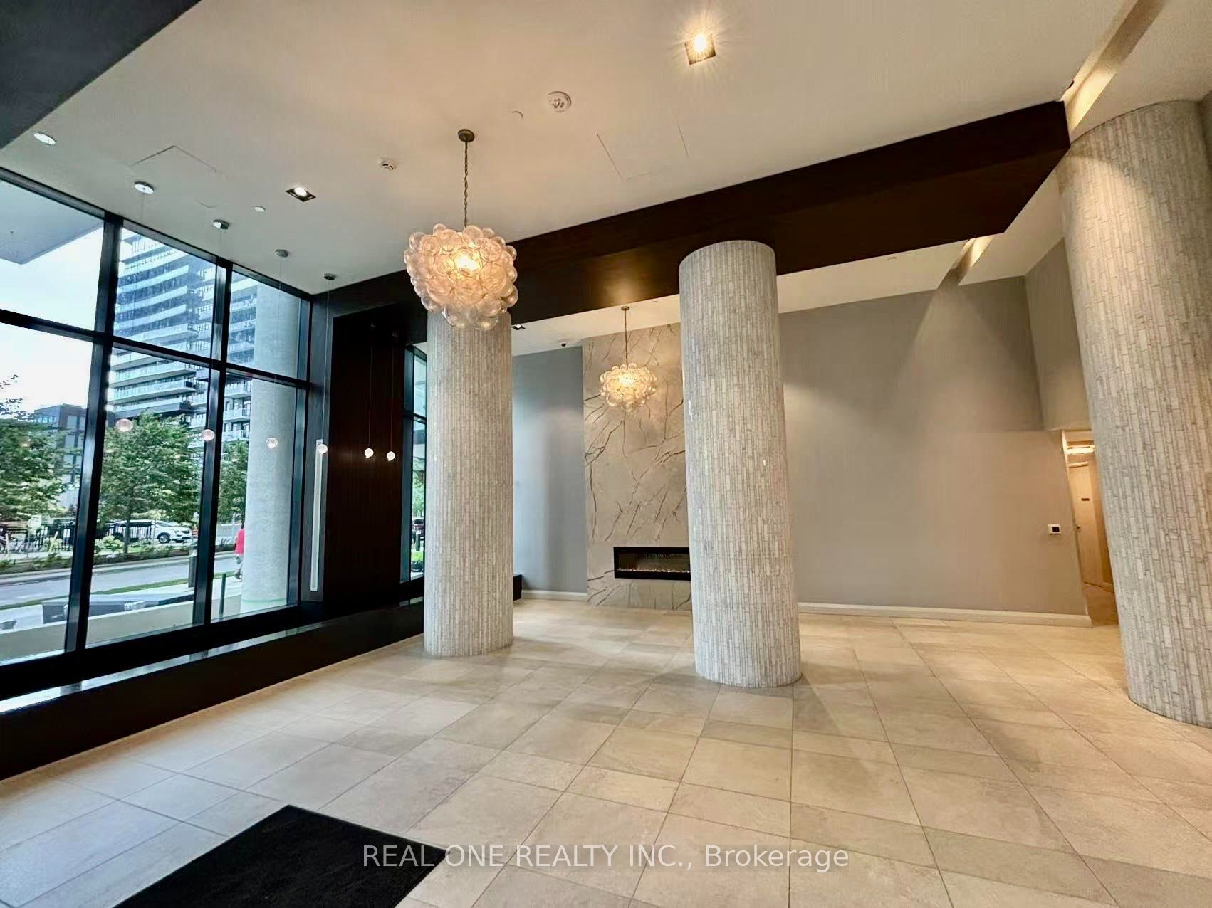 38 Annie Craig Drive 1706, Toronto, ON M8V 0G9 photo 2