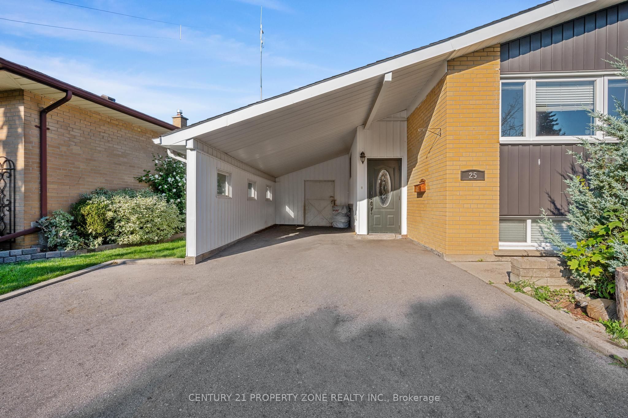 25 Chatsworth Drive, Brampton, ON L6X 2L8 photo 3