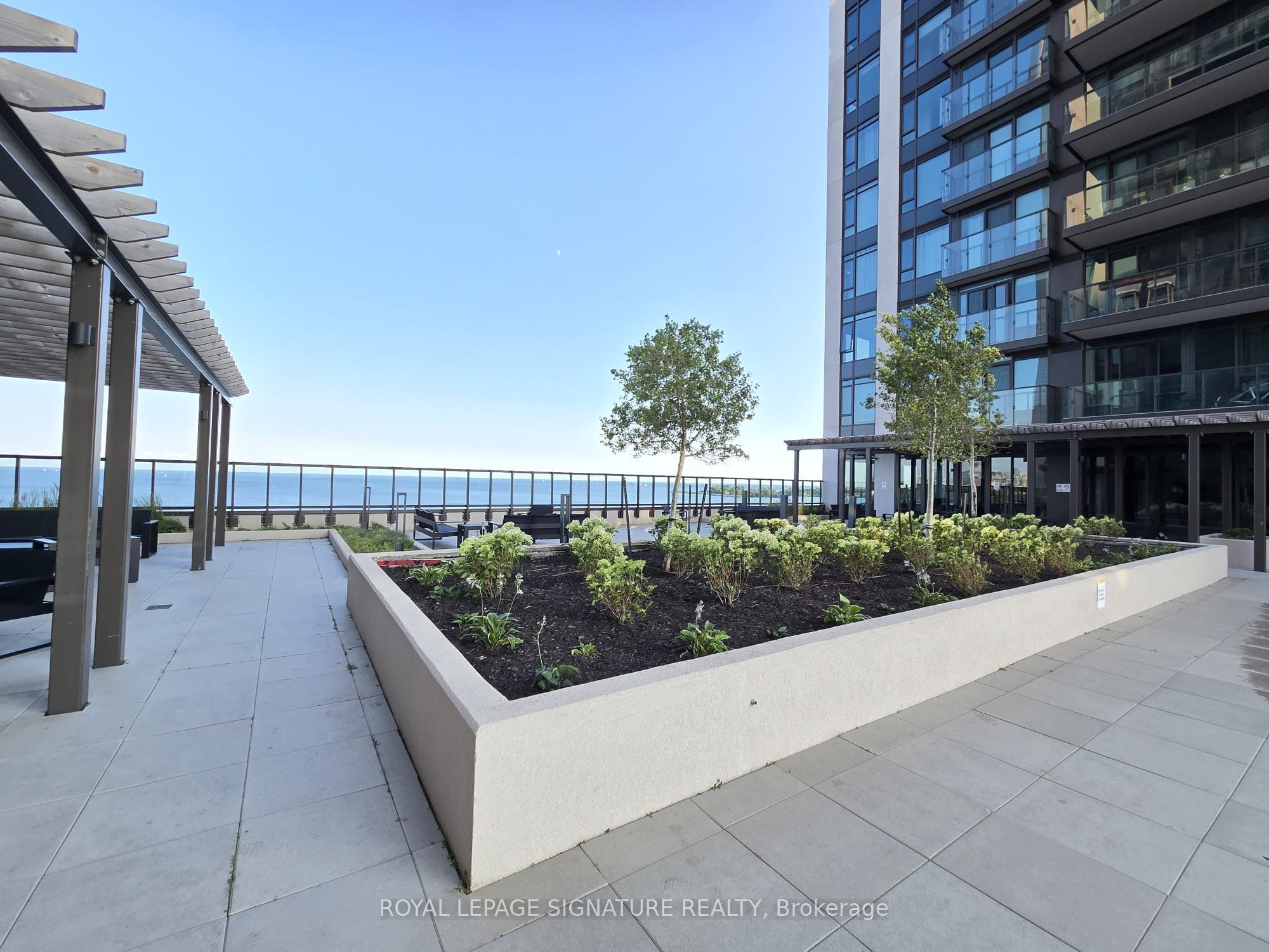 1926 Lakeshore Boulevard 1216, Toronto, ON M6S 0B1