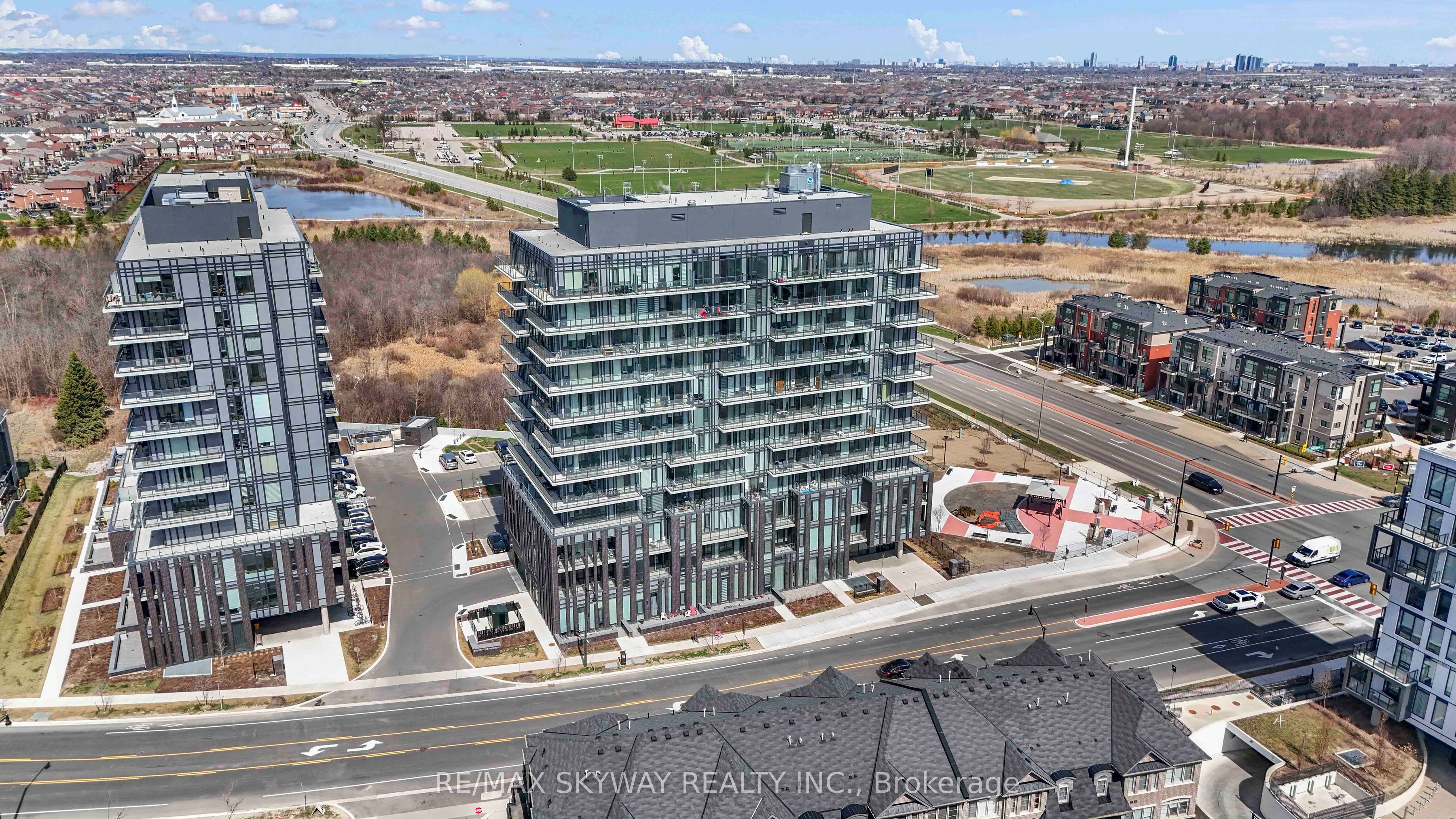 215 Veterans Drive 1110, Brampton, ON L7A 5L6 photo 5
