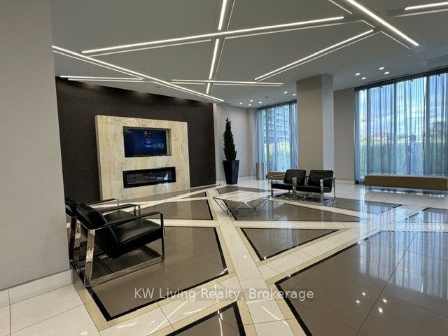 5025 Four Springs Avenue 1807, Mississauga, ON L5R 0G5 photo 4
