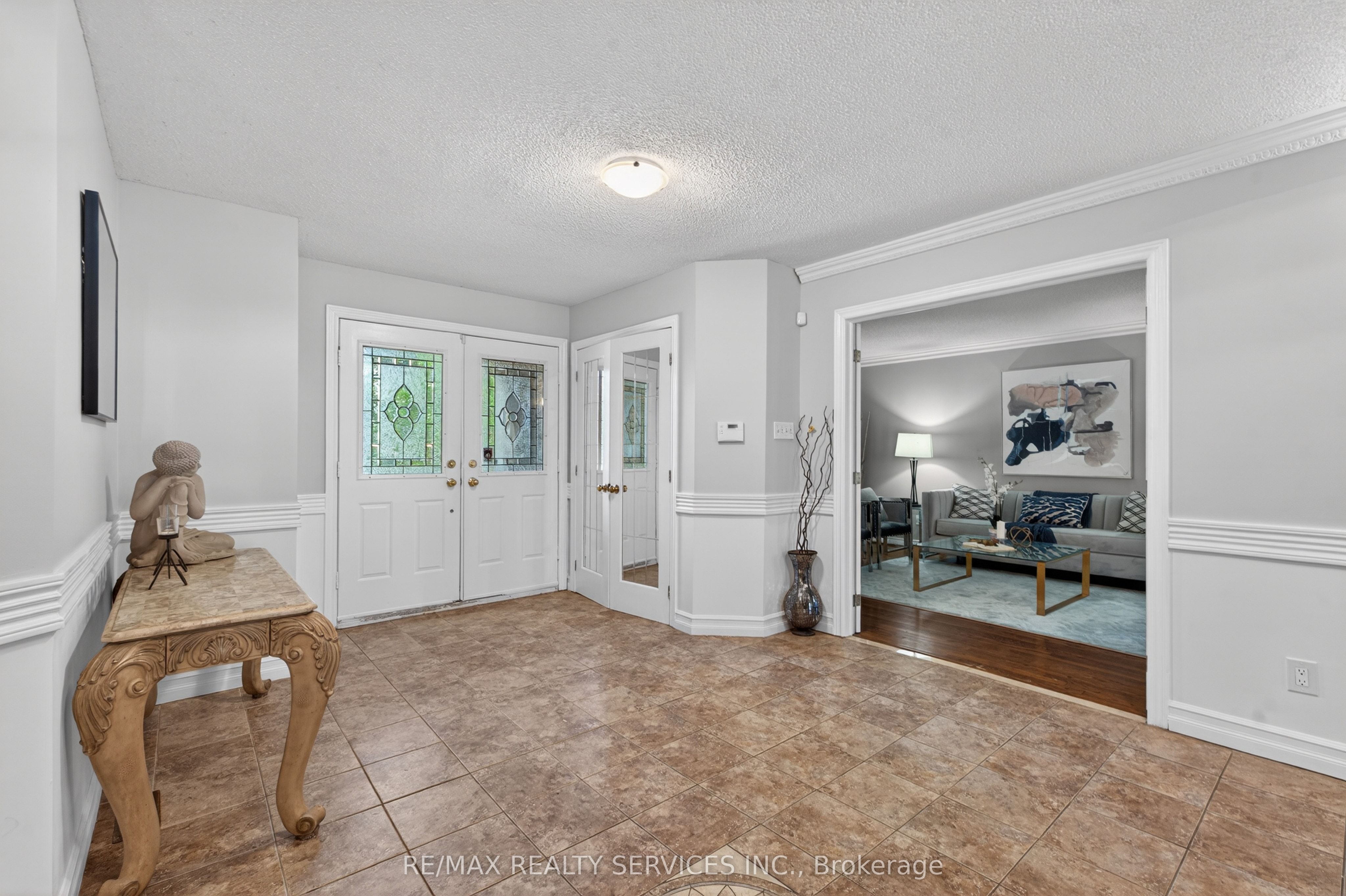 2069 Schoolmaster Circle, Oakville, ON L6M 3A1 photo 4