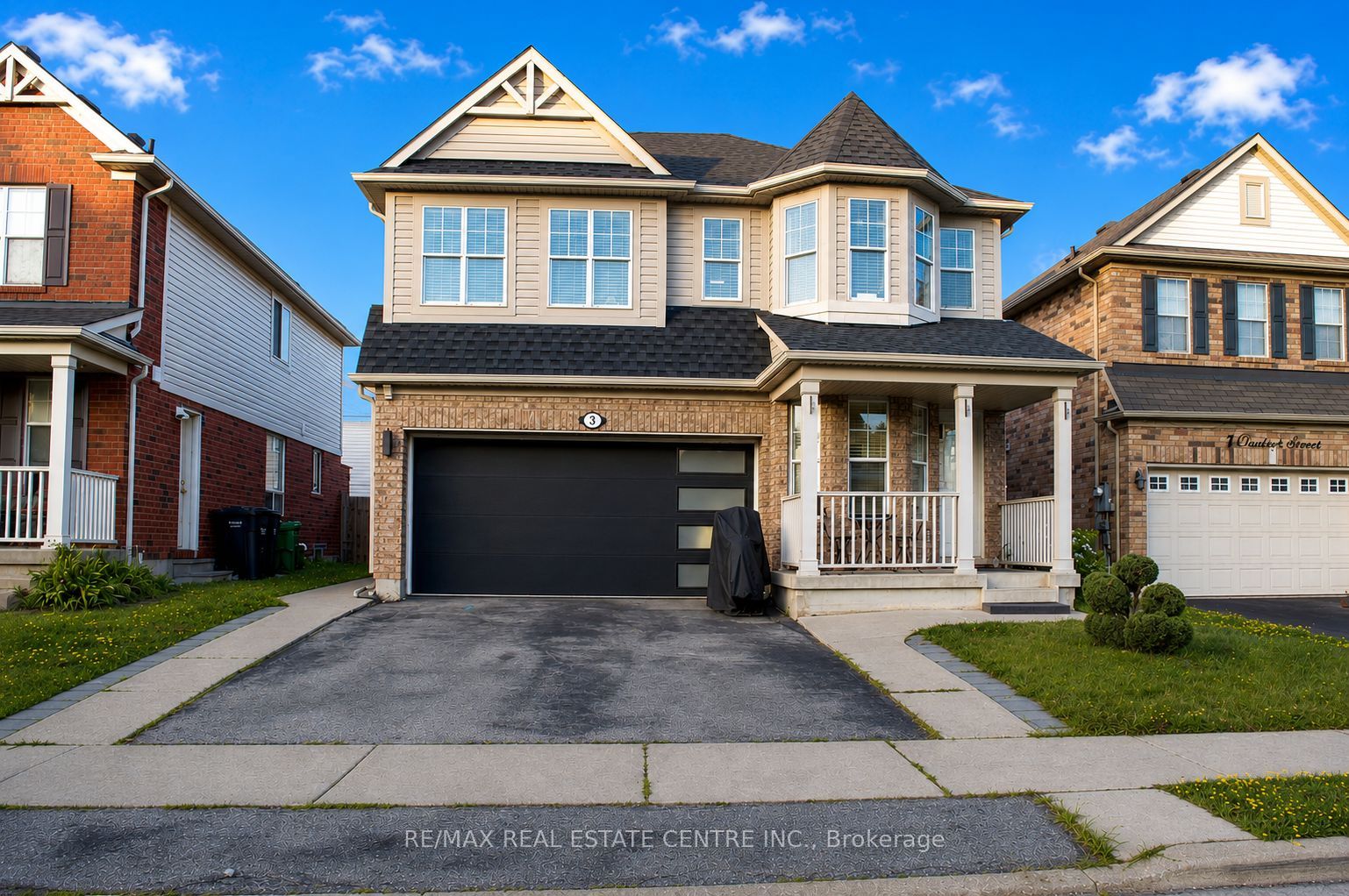 3 Chudleigh Avenue, Brampton, ON L6X 0N1