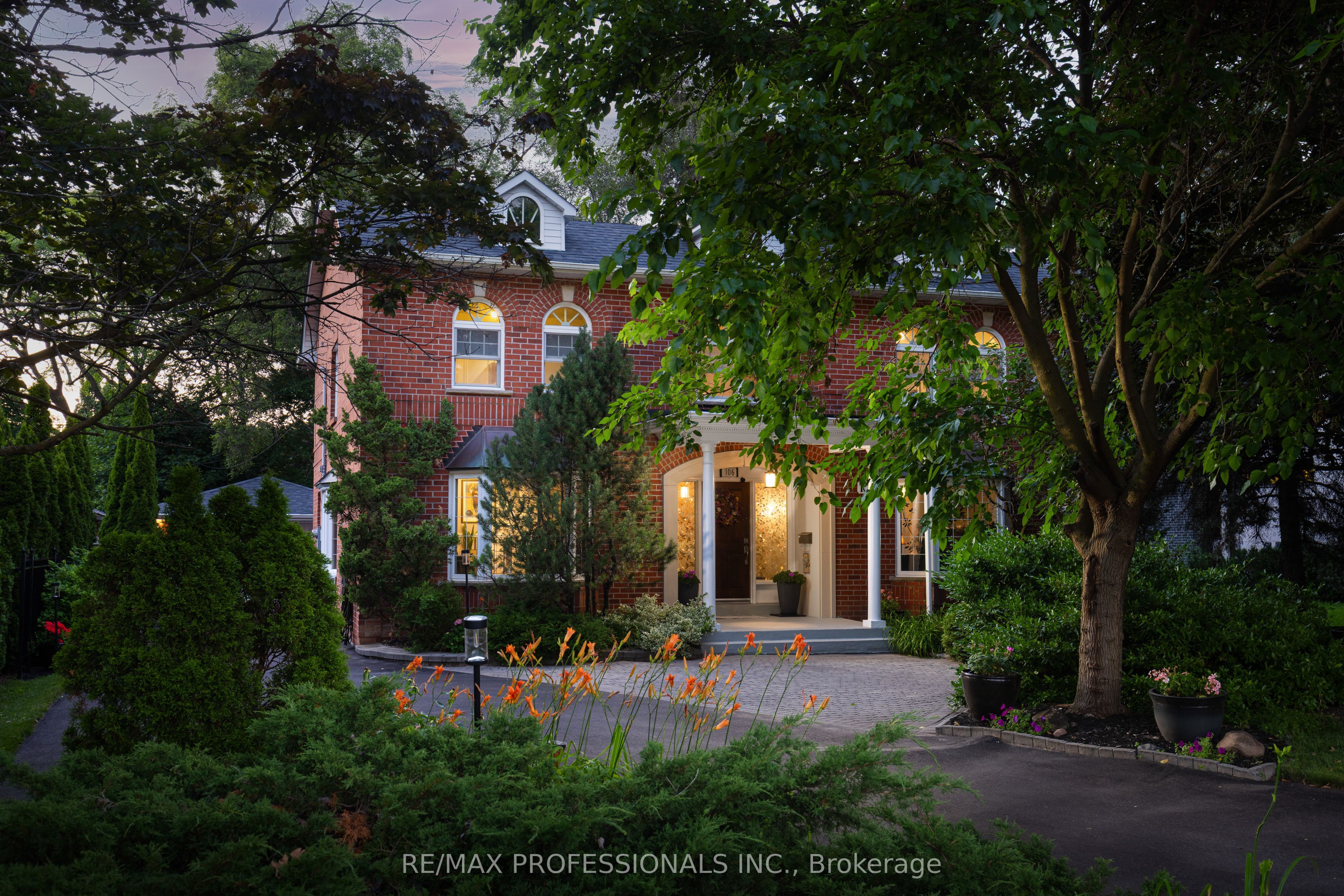 106 Rathburn Road, Toronto, ON M9A 1R7 photo 2