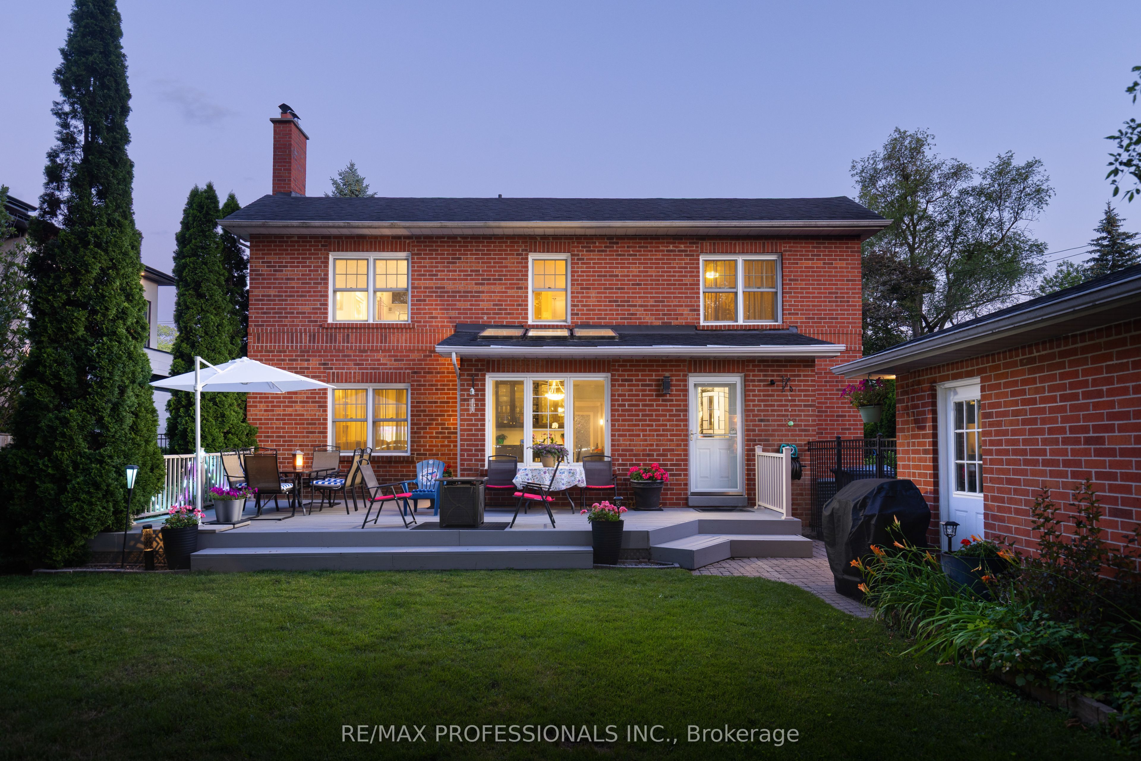106 Rathburn Road, Toronto, ON M9A 1R7 photo 4