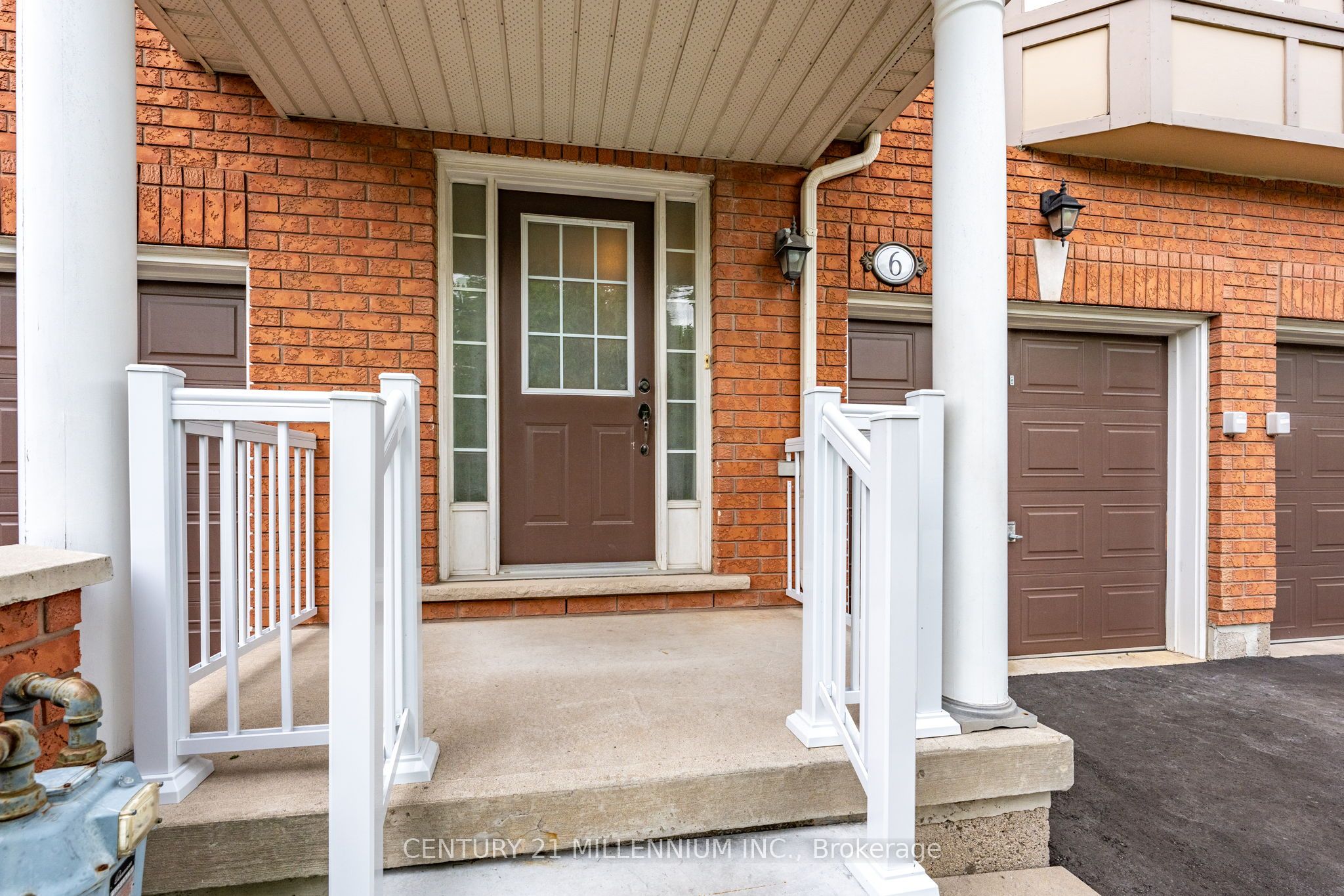 6399 Spinnaker Circle 6, Mississauga, ON L5W 1Z4 photo 2