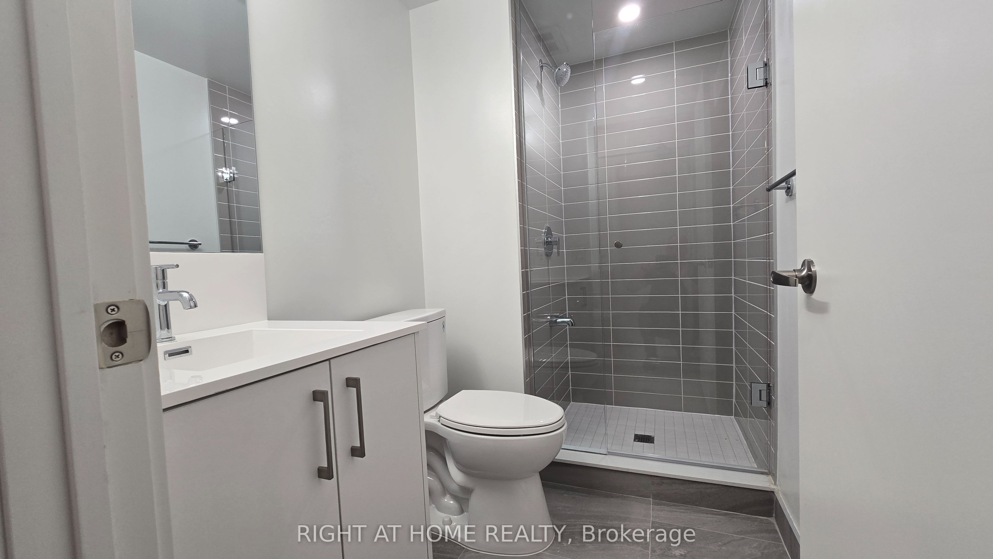 4010 Eglinton Avenue W 520, Toronto, ON M9A 0G5 photo 5