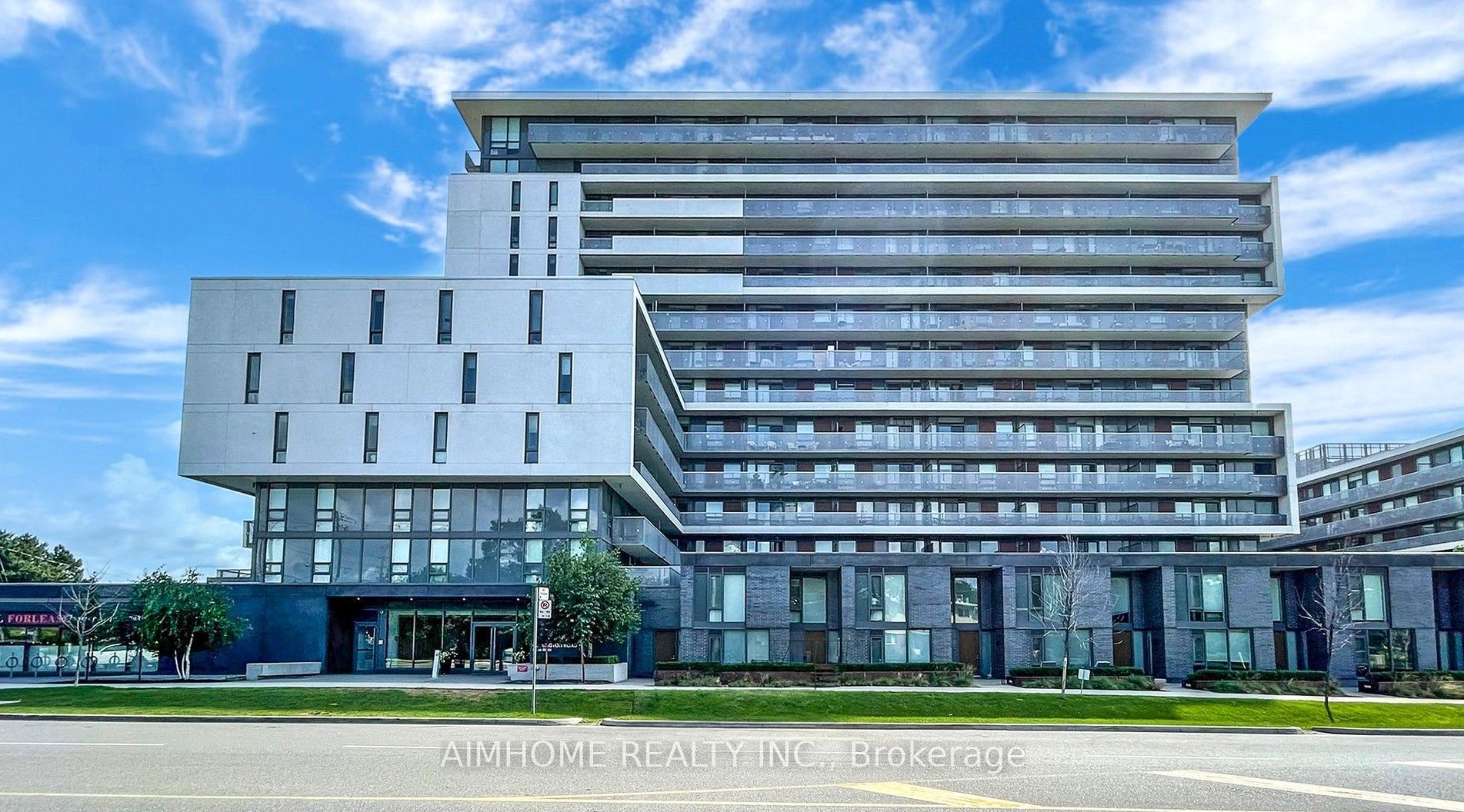 160 Flemington Road 1522, Toronto, ON M6A 1N6