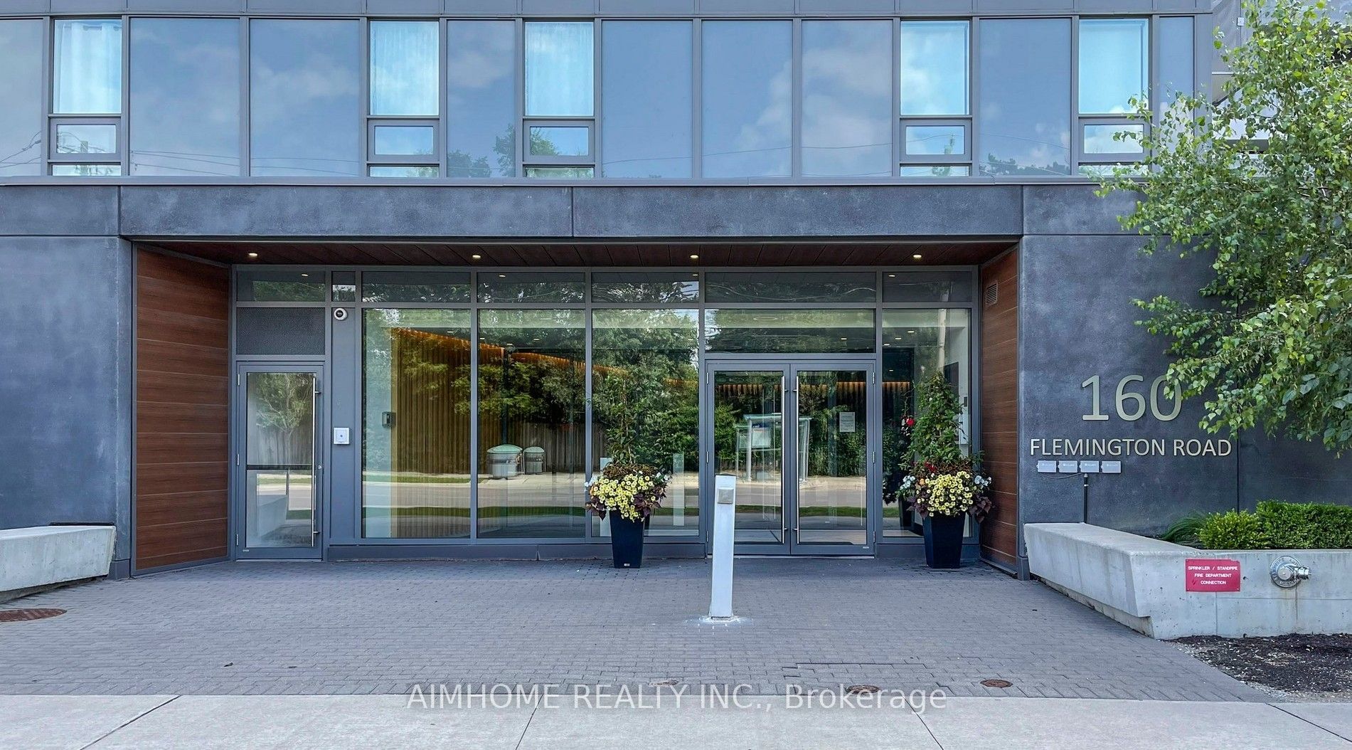 160 Flemington Road 1522, Toronto, ON M6A 1N6 photo 2