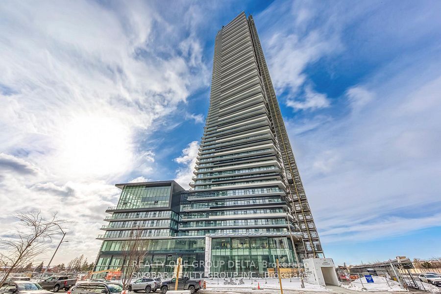 448 Burnhamthorpe Road W 5807, Mississauga, ON L5B 0R4
