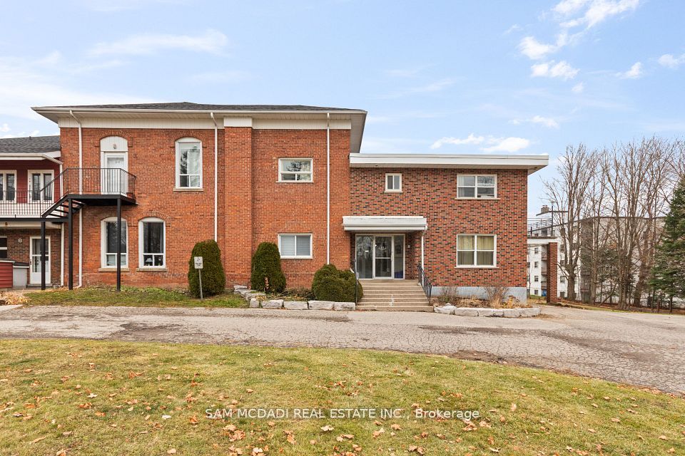 15 Faulkner Street 104, Orangeville, ON L9W 2G4