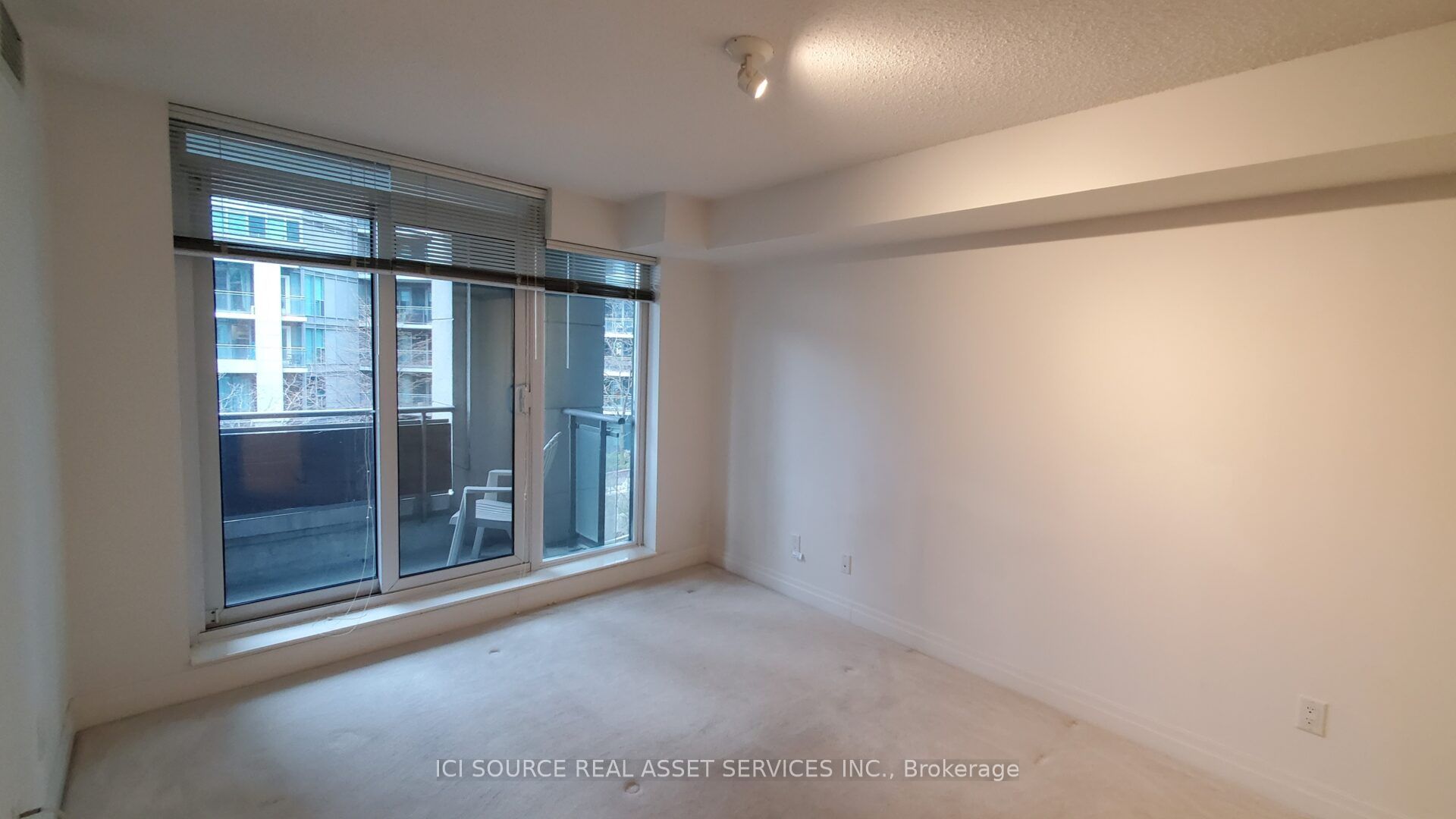 2119 Lake Shore Boulevard W 316, Toronto, ON M8V 4E8 photo 5
