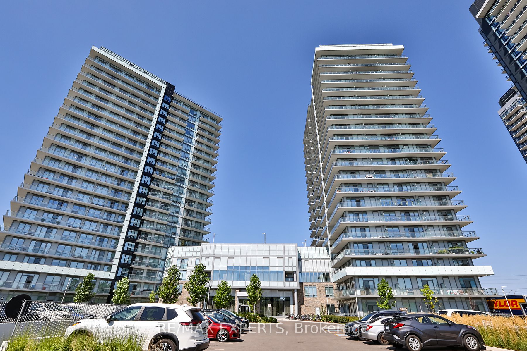 4675 Metcalfe Avenue 2108, Mississauga, ON L5M 0Z8