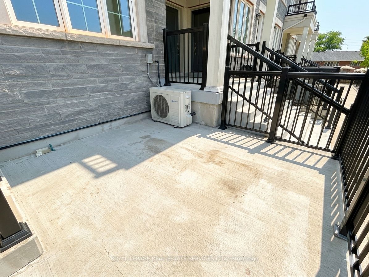2199 Lillykin Street 36, Oakville, ON L6H 0X6 photo 2