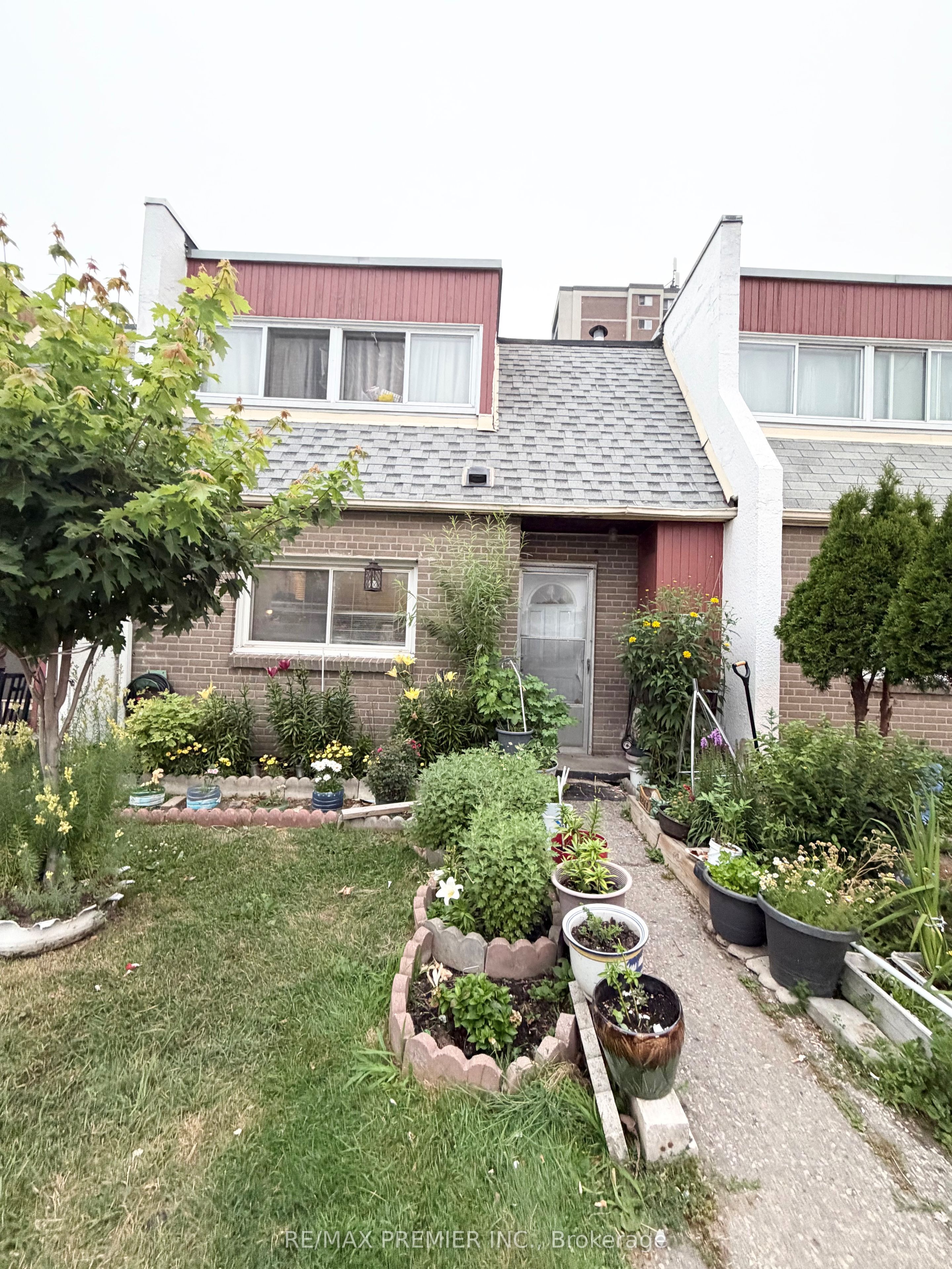 2901 Jane Street 52, Toronto, ON M3N 2J8 photo 2