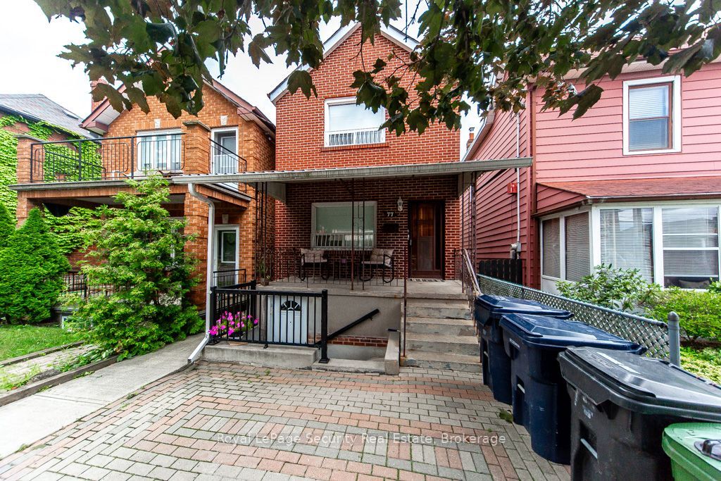 77 Brandon Avenue, Toronto, ON M6H 2E2 photo 2
