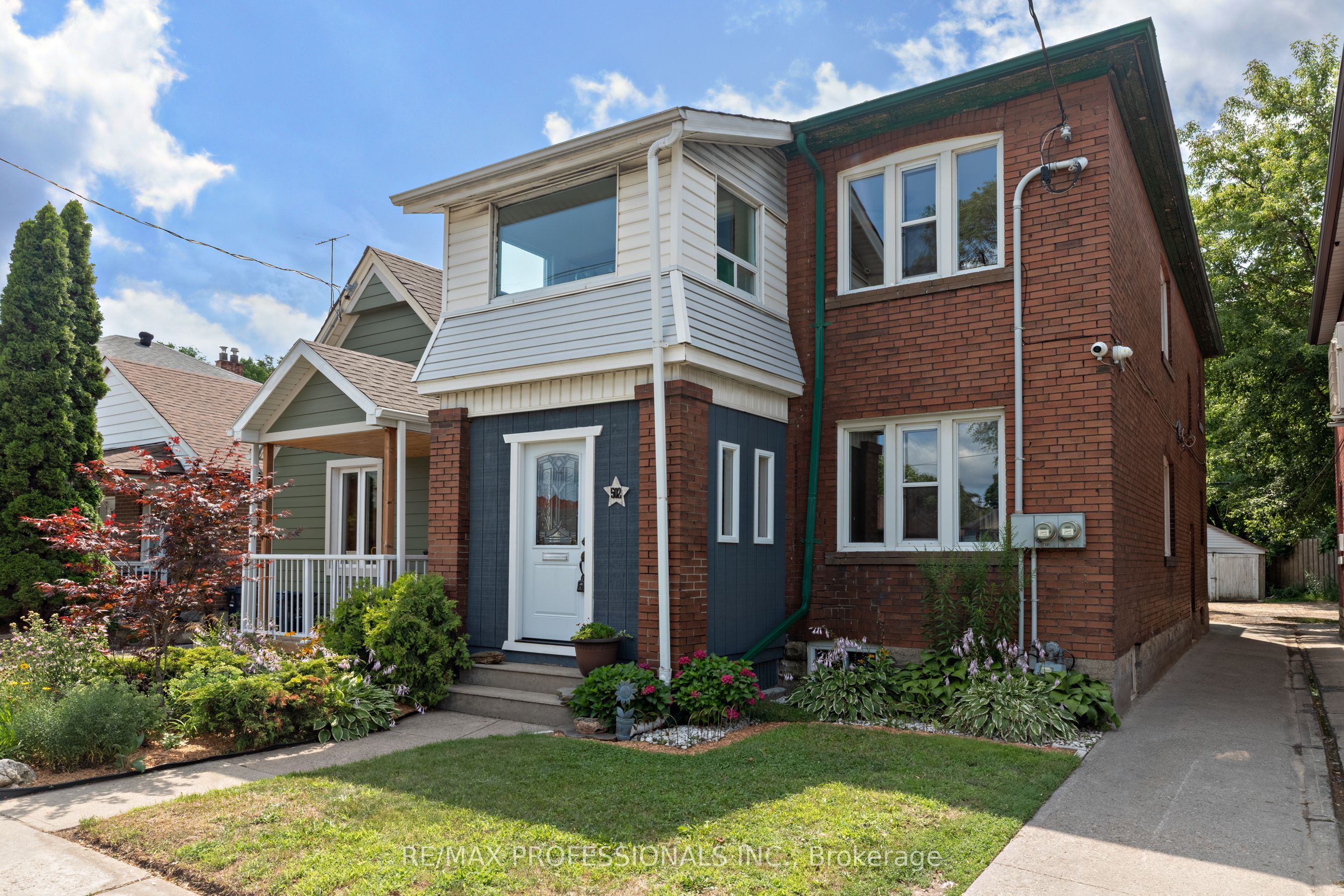 502 Jane Street, Toronto, ON M6S 4A2 photo 2