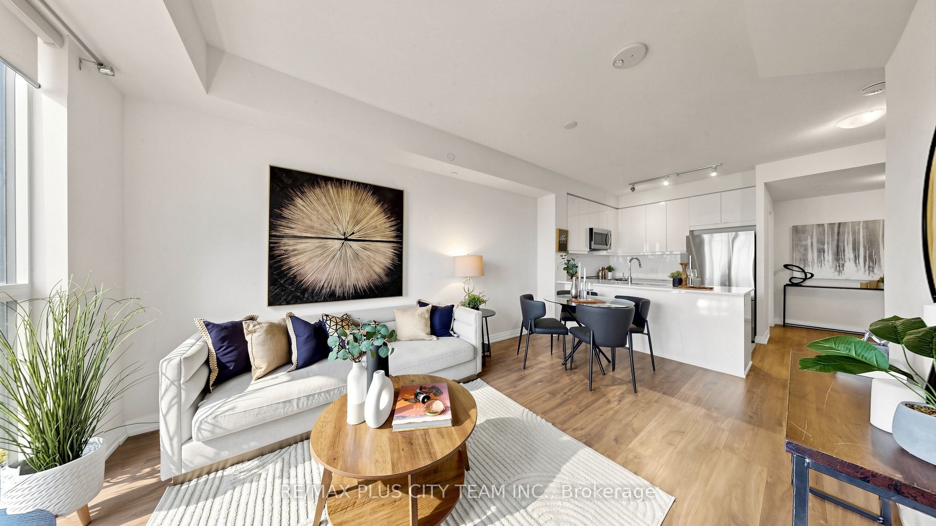 50 Thomas Riley Road 423, Toronto, ON M9B 0C5 photo 4