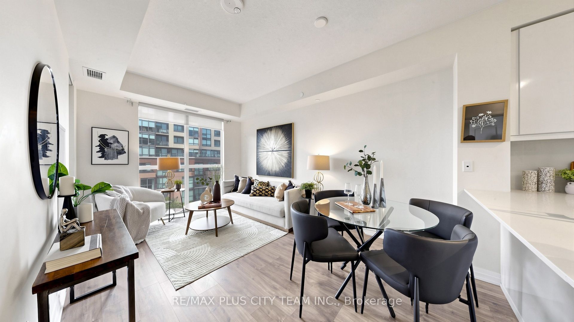 50 Thomas Riley Road 423, Toronto, ON M9B 0C5 photo 5