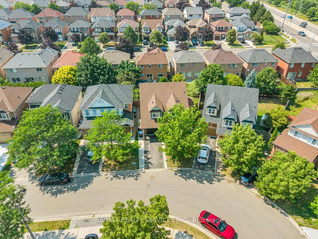 34 Allness Road, Brampton, ON L7A 3N6 photo 4