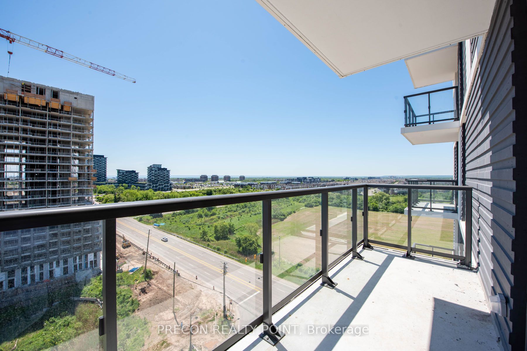 335 Wheat Boom Drive 1702, Oakville, ON L6H 7C2 photo 3