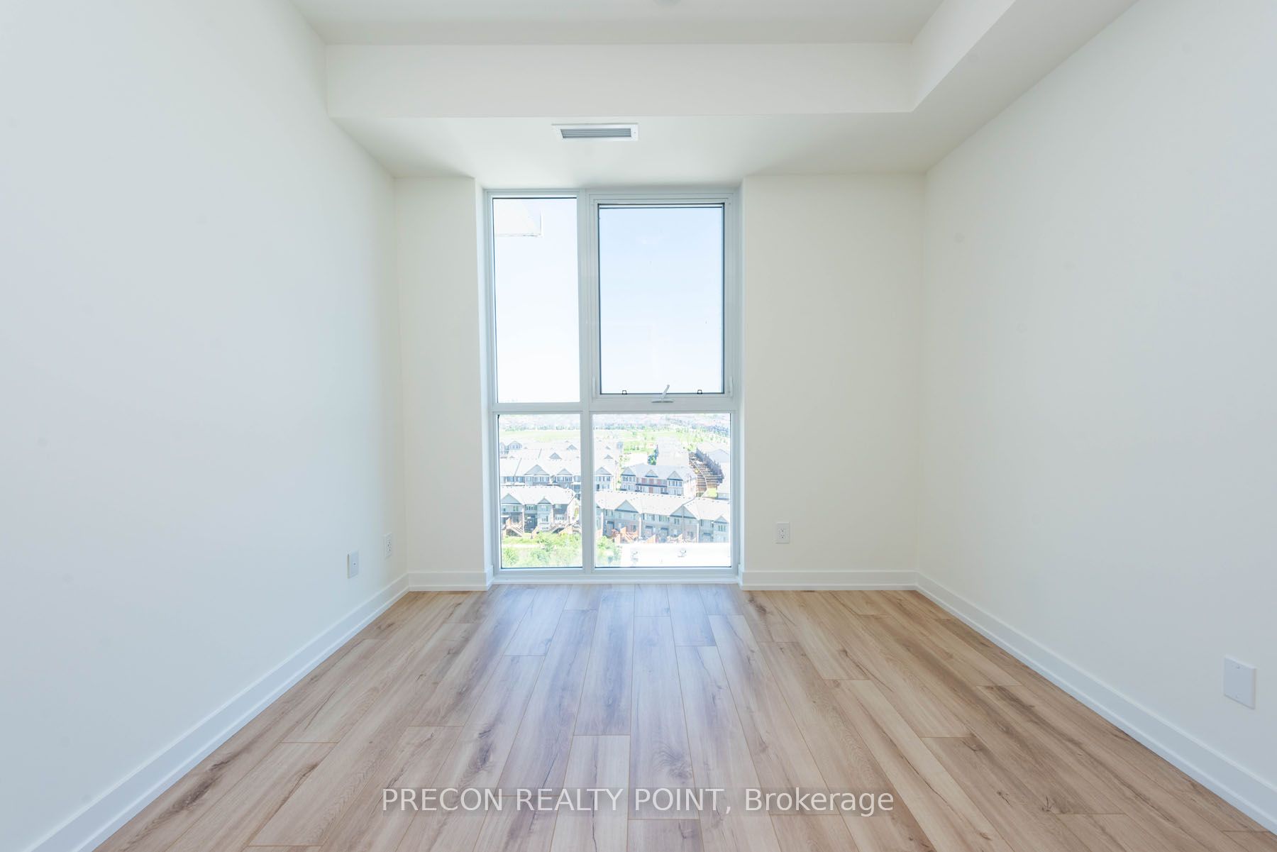 335 Wheat Boom Drive 1702, Oakville, ON L6H 7C2 photo 5