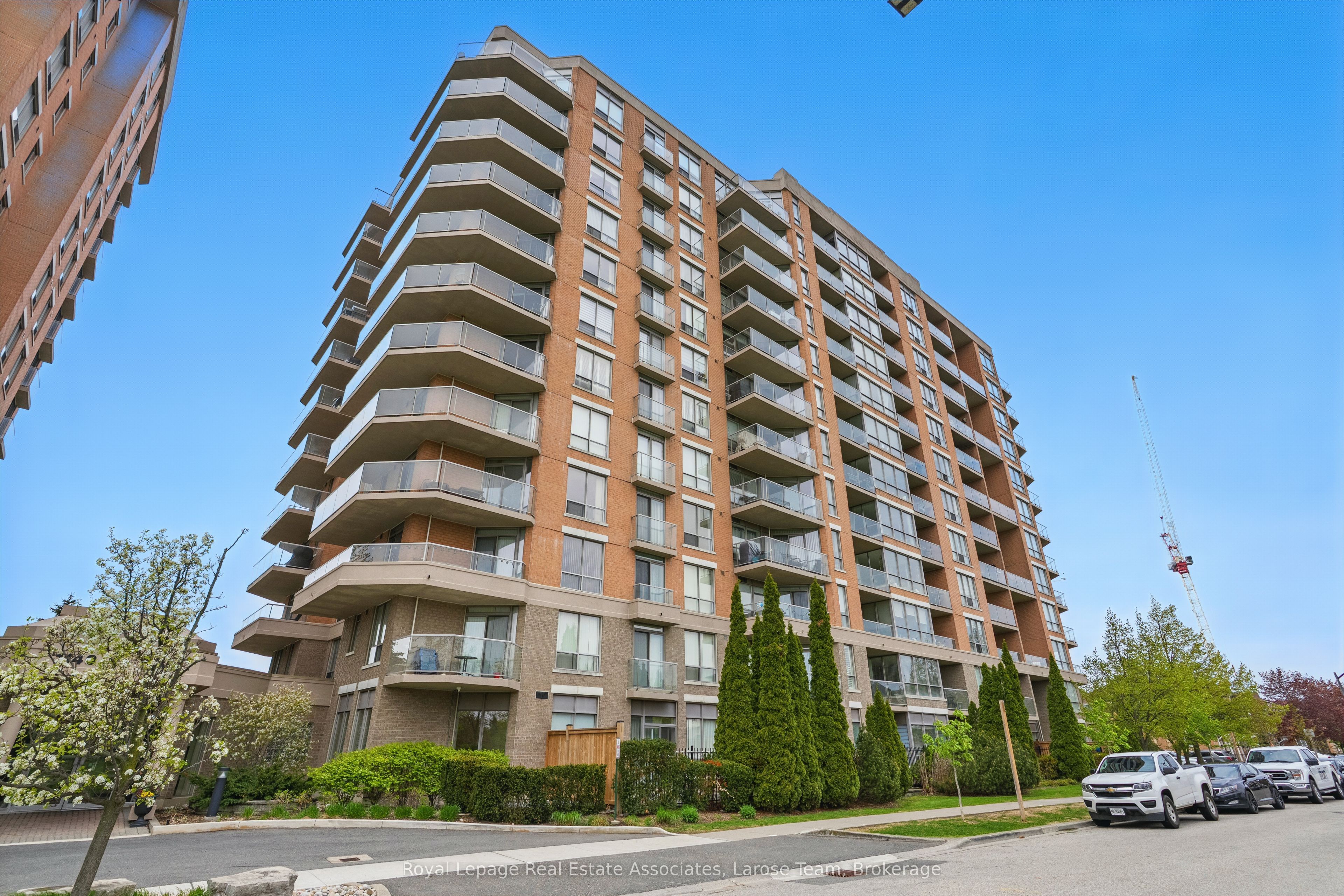 1140 Parkwest Place 709, Mississauga, ON L5E 3K9