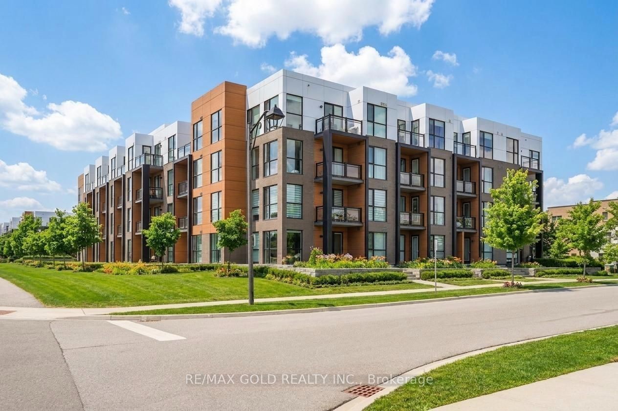 210 Sabina Drive 218, Oakville, ON L6H 7C3