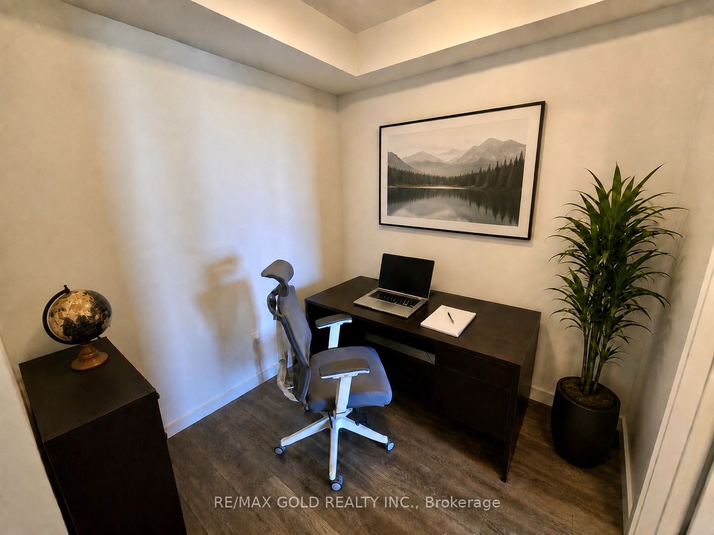 210 Sabina Drive 218, Oakville, ON L6H 7C3 photo 3
