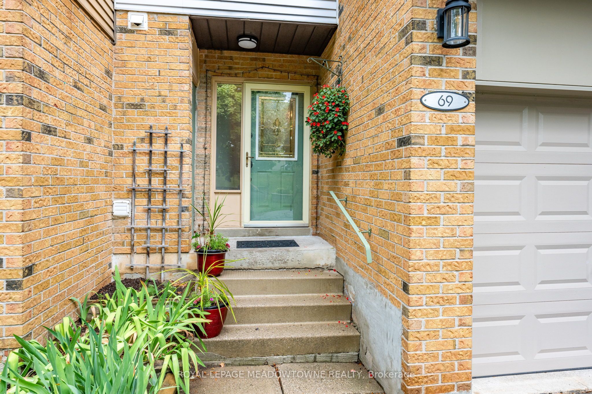 69 Lynden Circle, Halton Hills, ON L7G 4Y7 photo 4