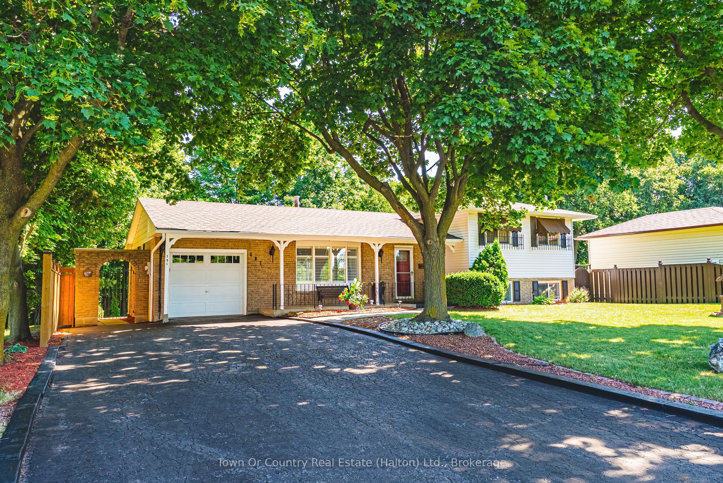 381 Commercial Street, Milton, ON L9T 3Z9