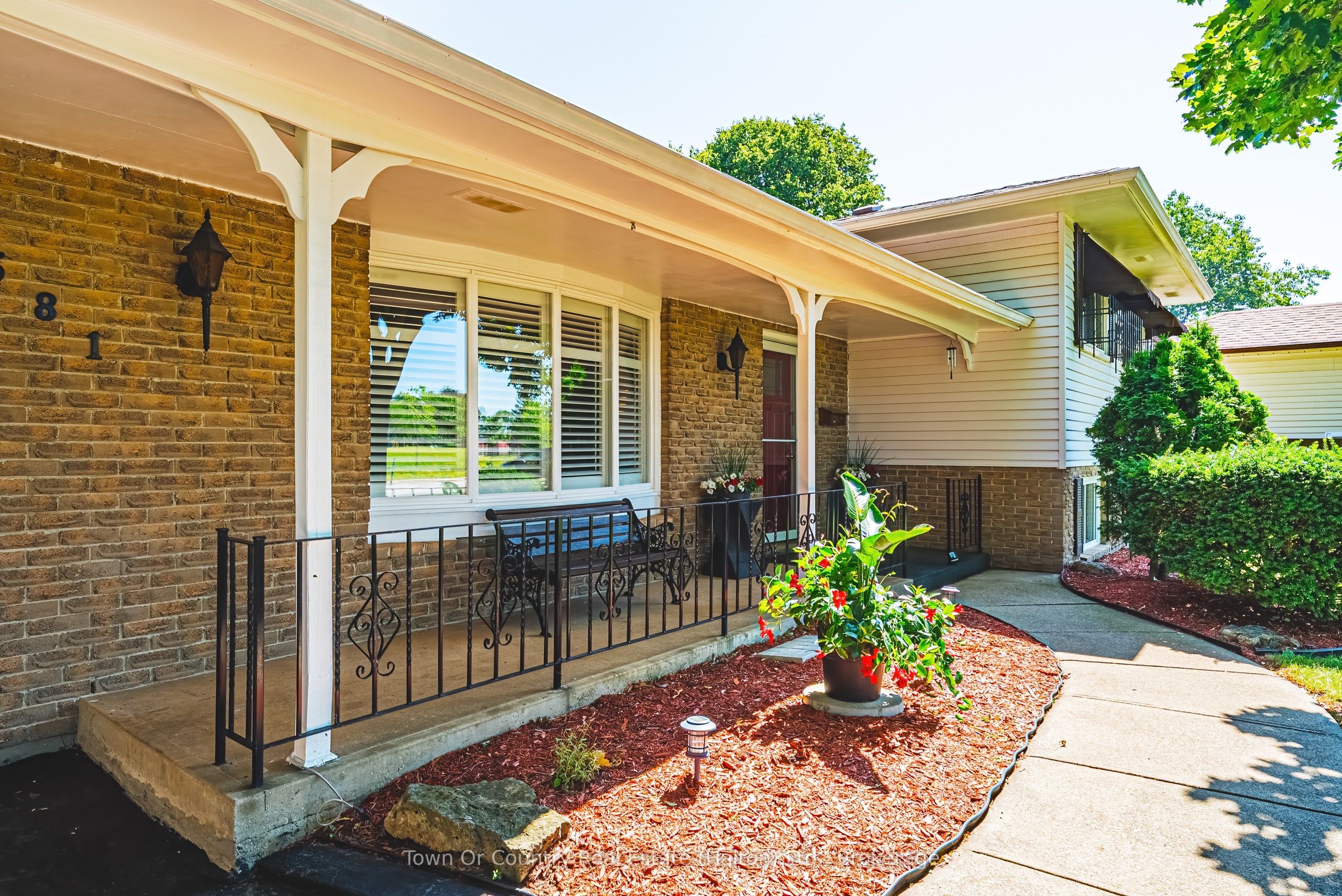 381 Commercial Street, Milton, ON L9T 3Z9 photo 4