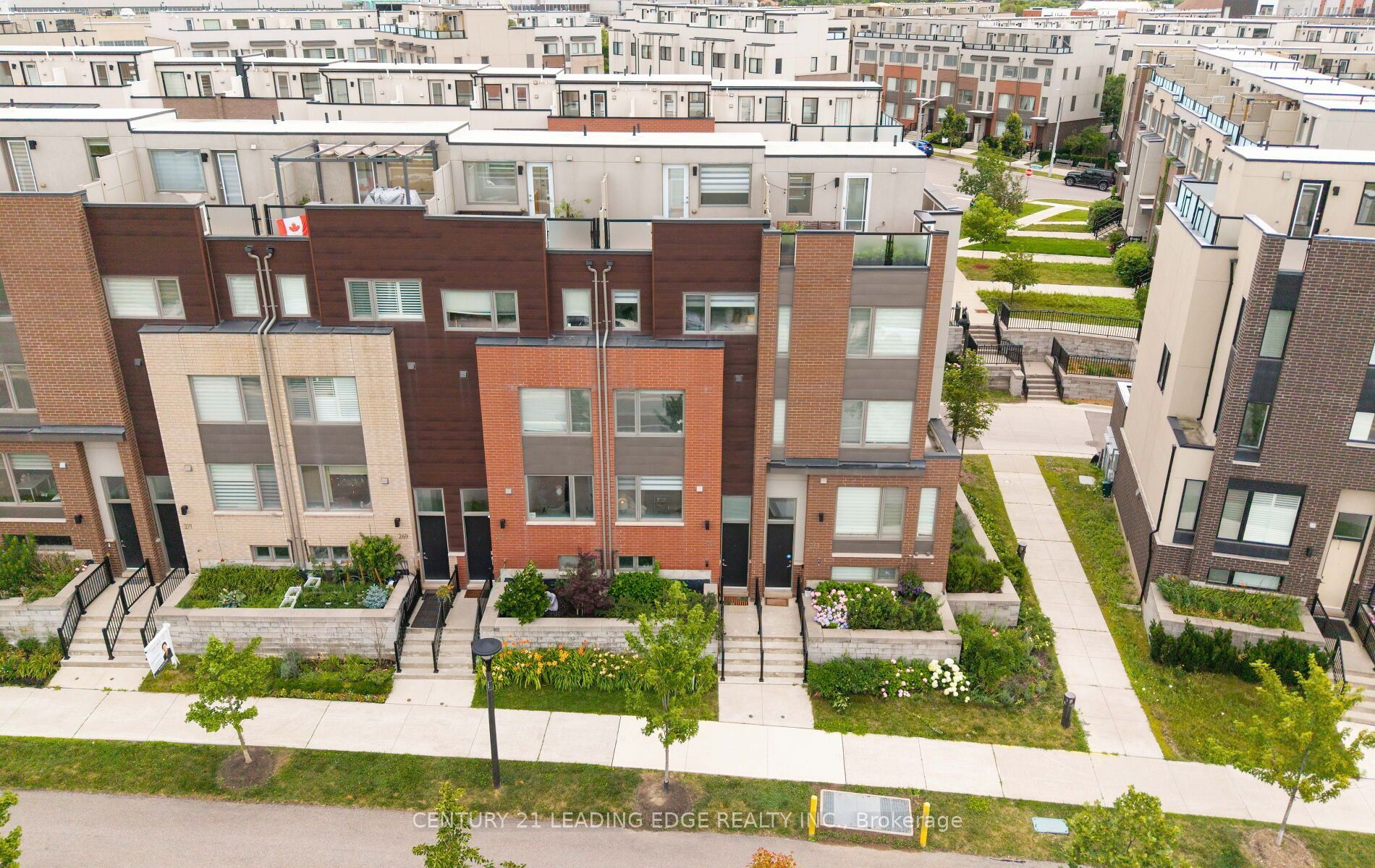 265 Downsview Park Boulevard, Toronto, ON M3K 0B6 photo 2