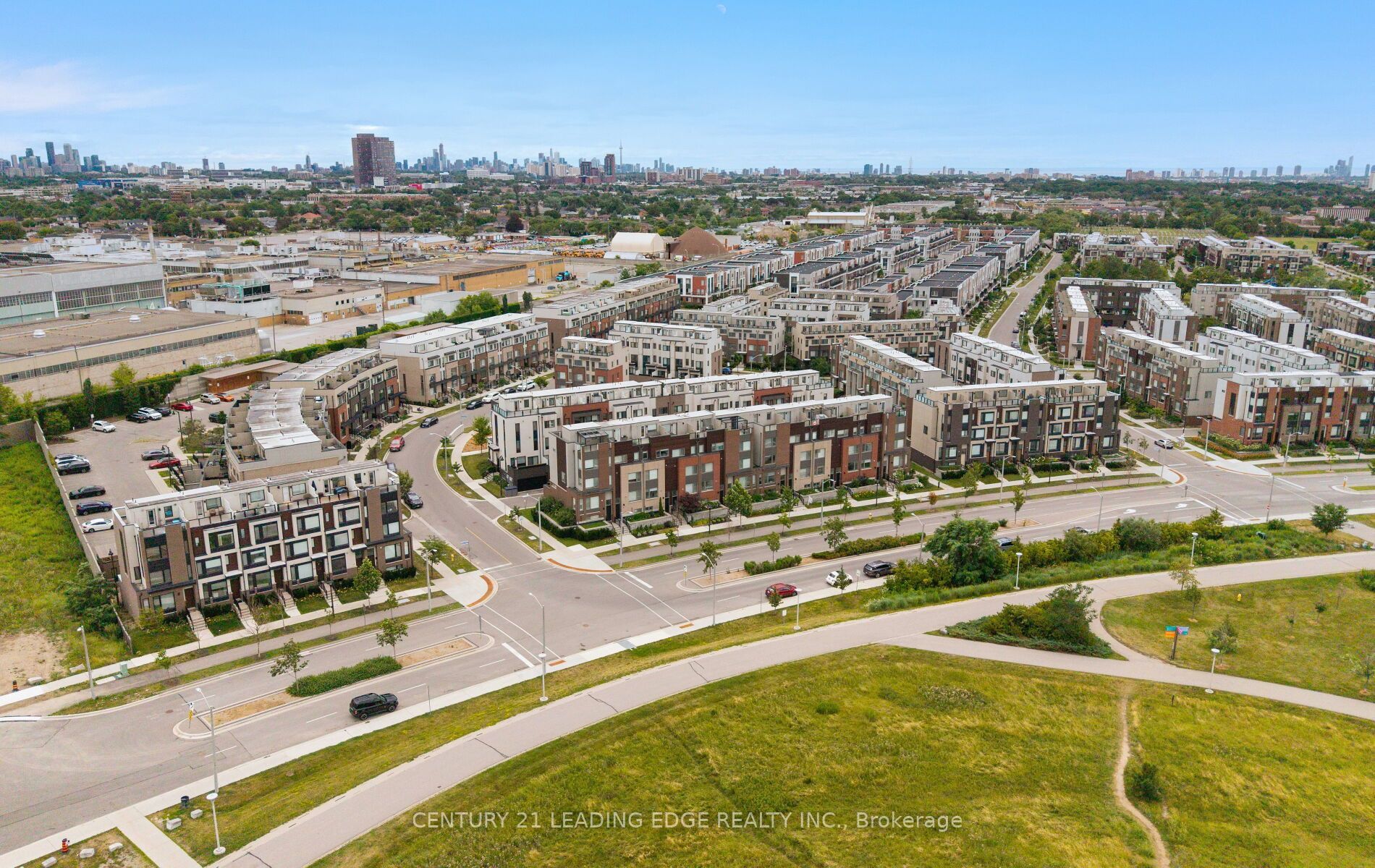 265 Downsview Park Boulevard, Toronto, ON M3K 0B6 photo 3