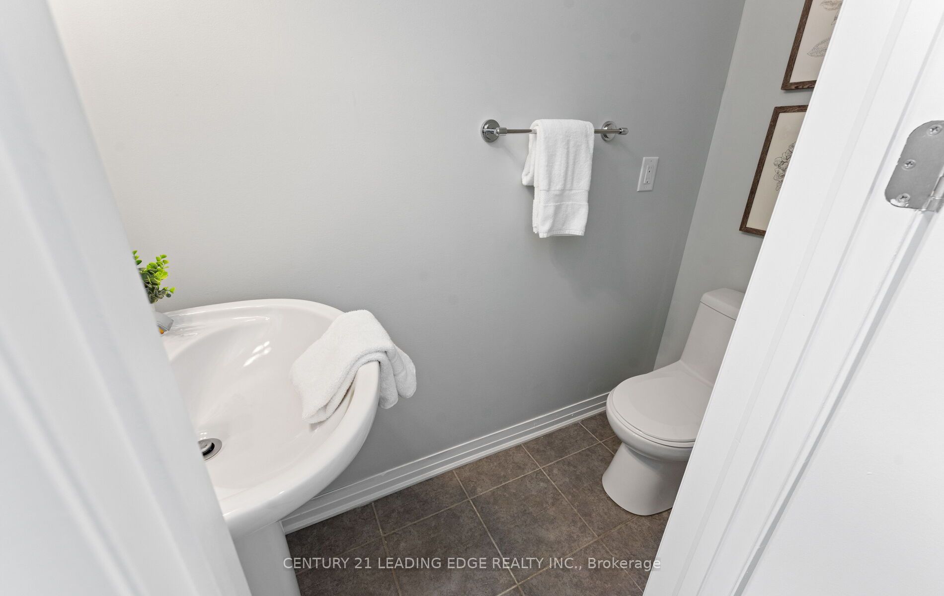 265 Downsview Park Boulevard, Toronto, ON M3K 0B6 photo 5