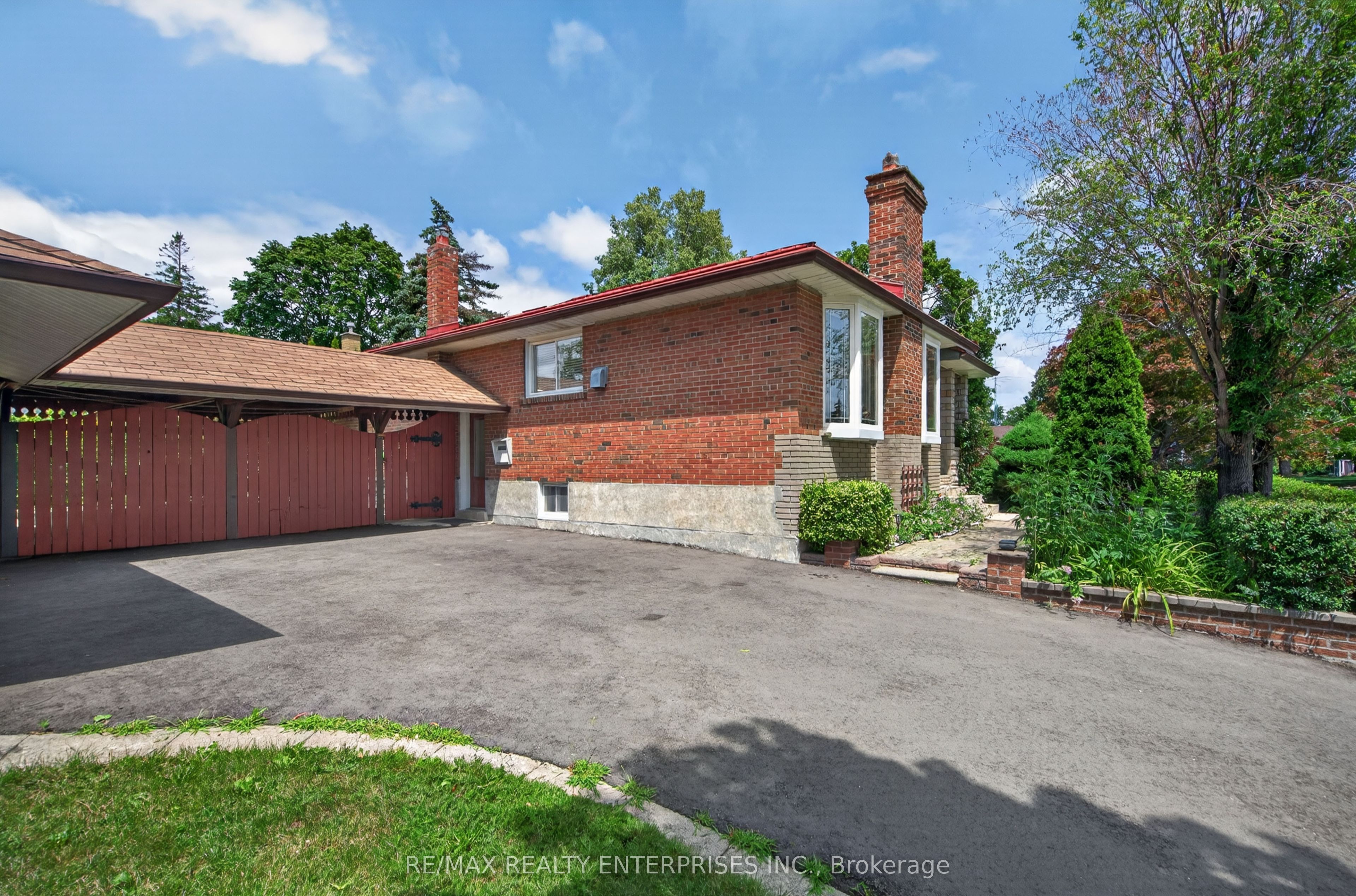 1282 Daimler Road, Mississauga, ON L5J 3T2 photo 5