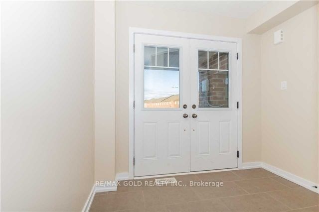 22 clinton Street, Brampton, ON L7A 4K8 photo 4